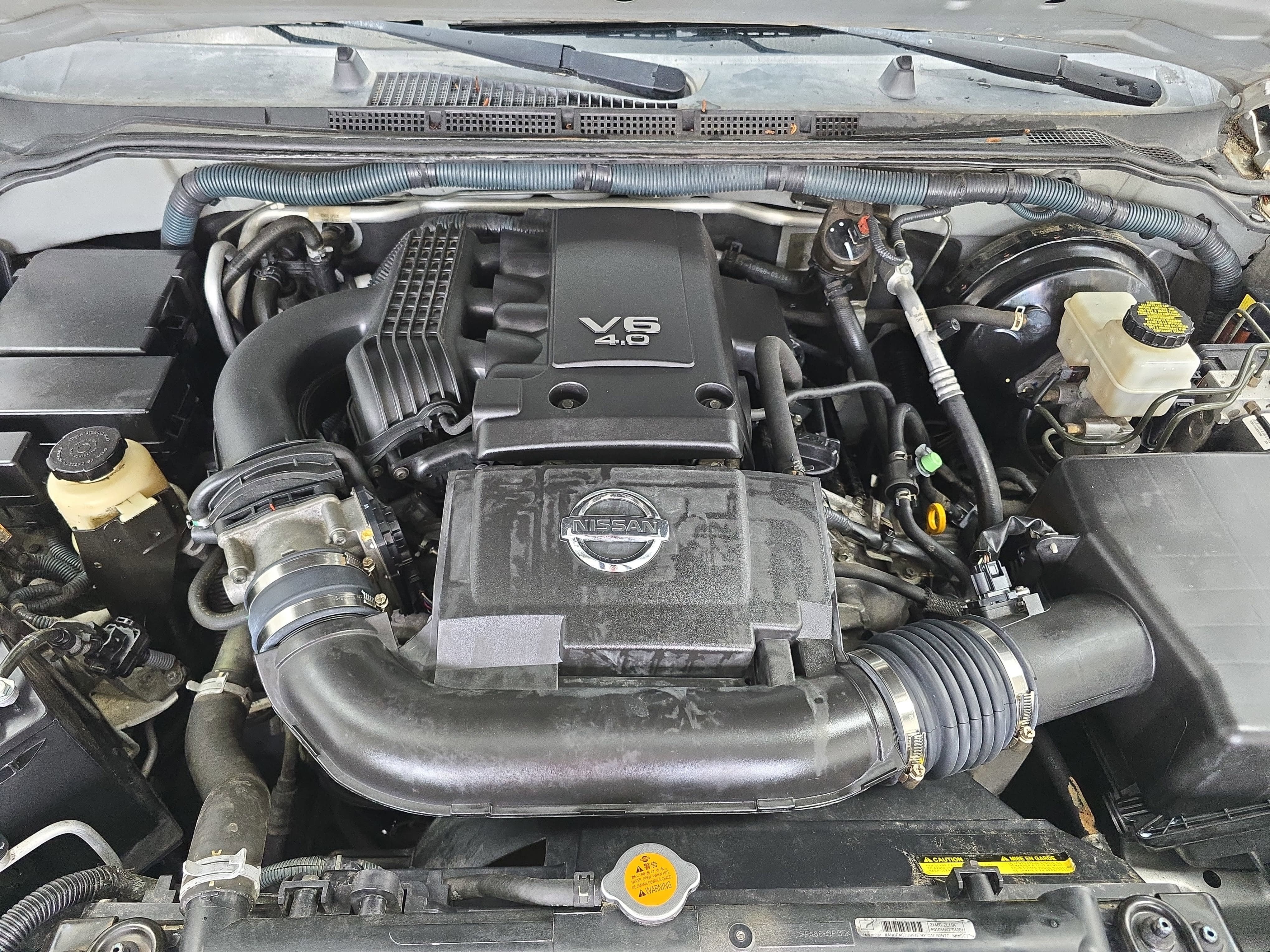 2010 Nissan Pathfinder LE