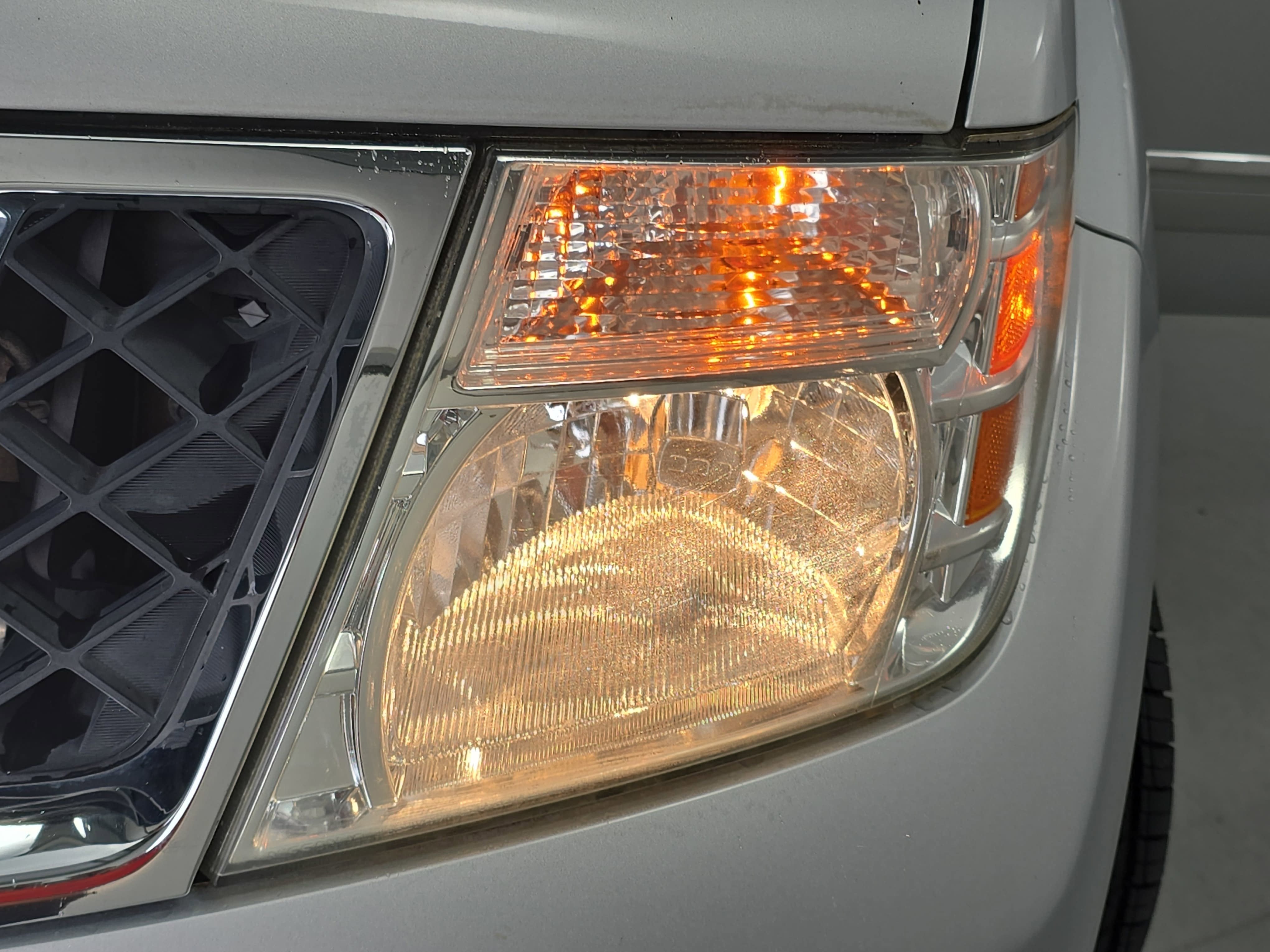 2010 Nissan Pathfinder LE