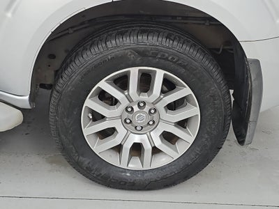 2010 Nissan Pathfinder LE