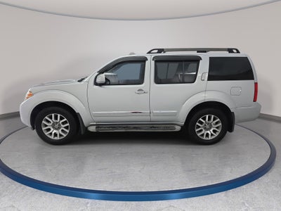 2010 Nissan Pathfinder LE