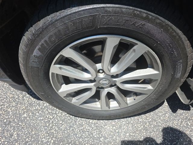 2014 Nissan Pathfinder SV
