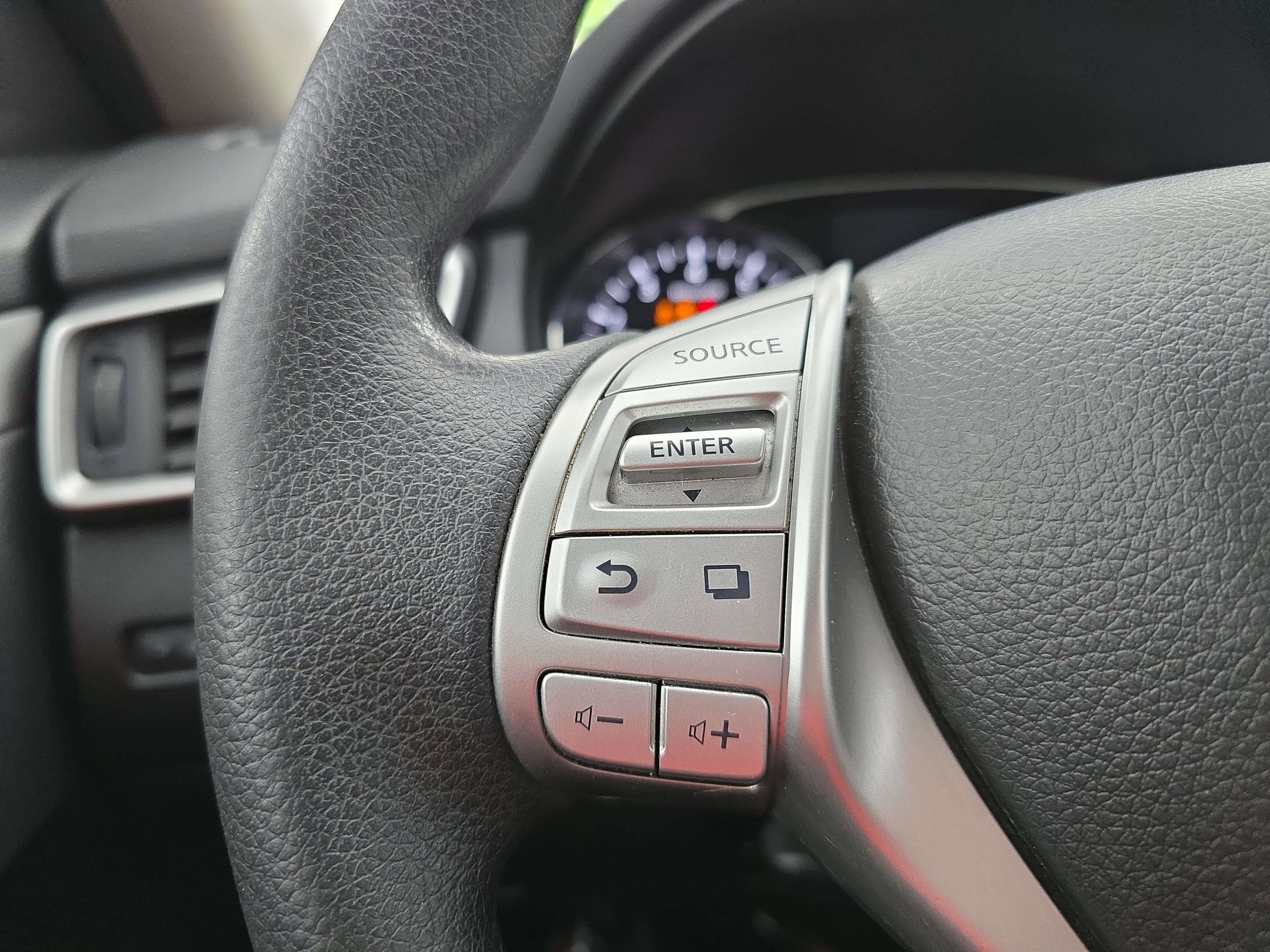 2014 Nissan Rogue SV