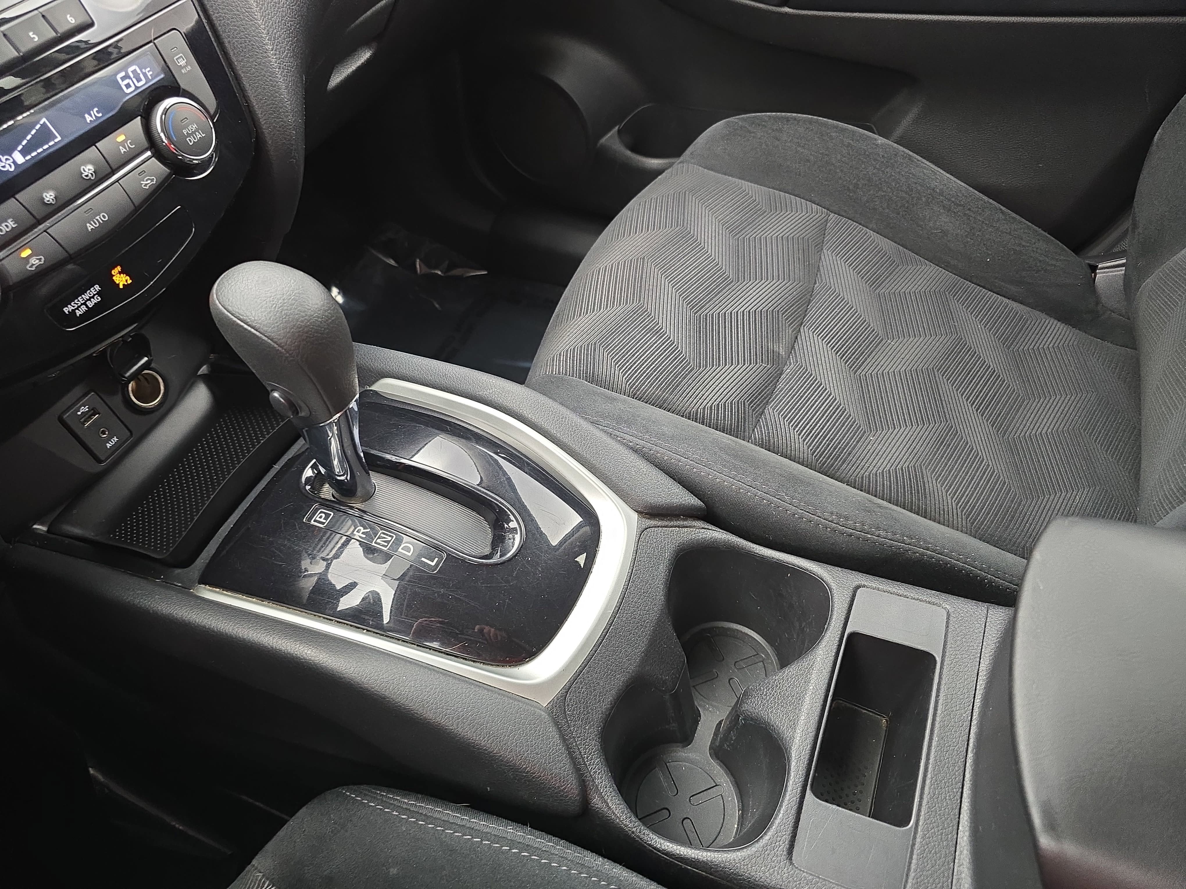 2014 Nissan Rogue SV