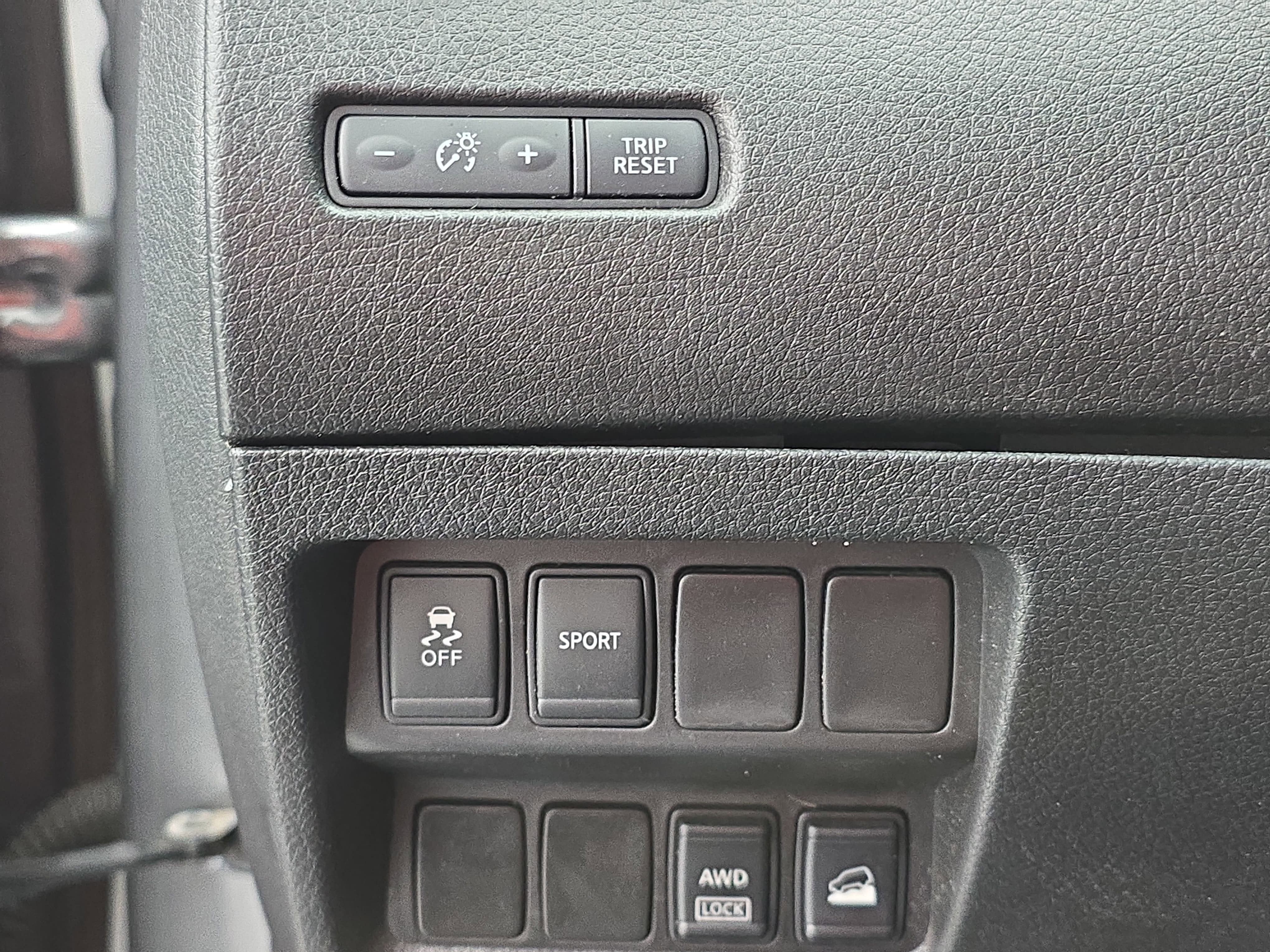2014 Nissan Rogue SV