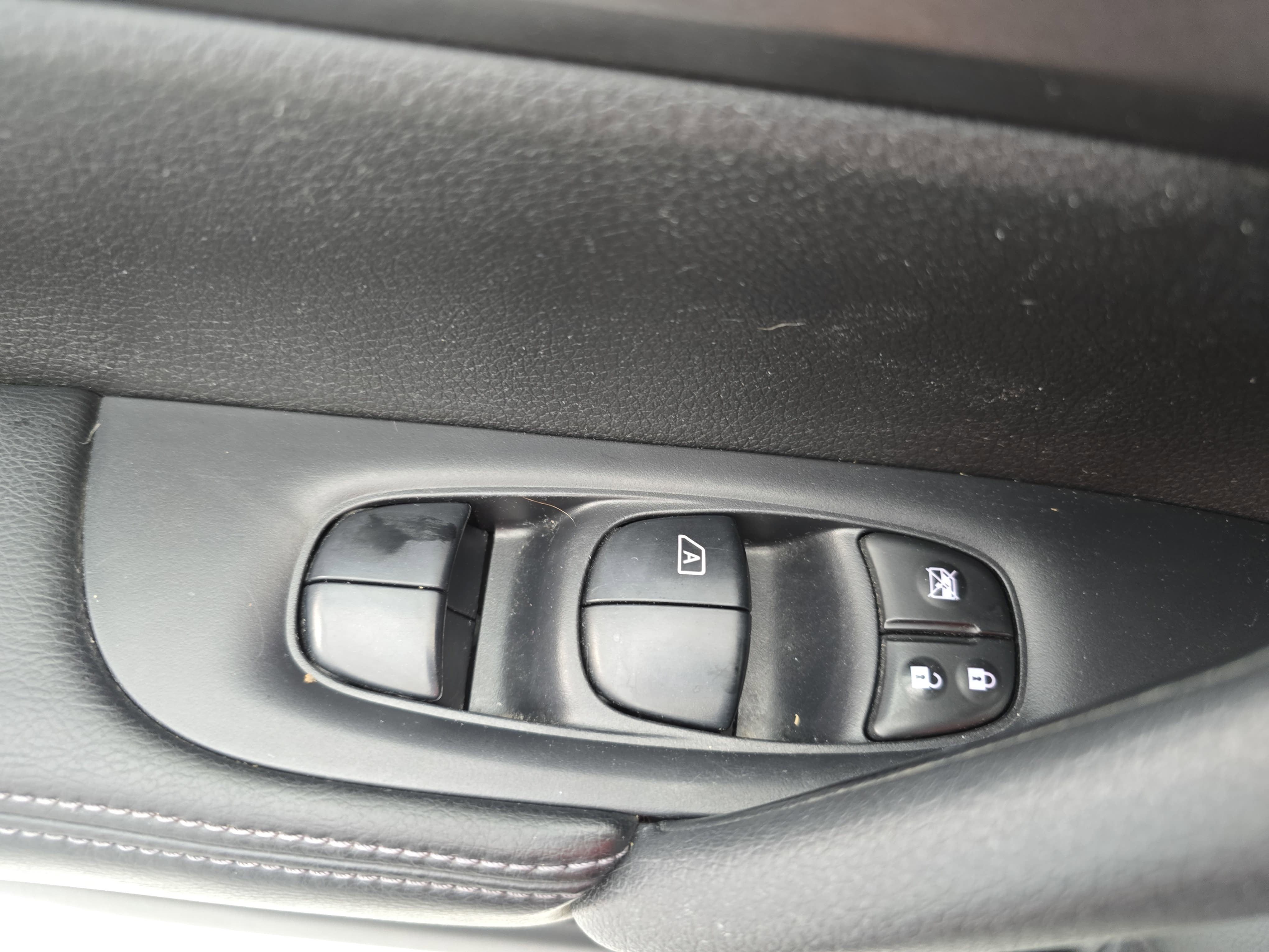2014 Nissan Rogue SV