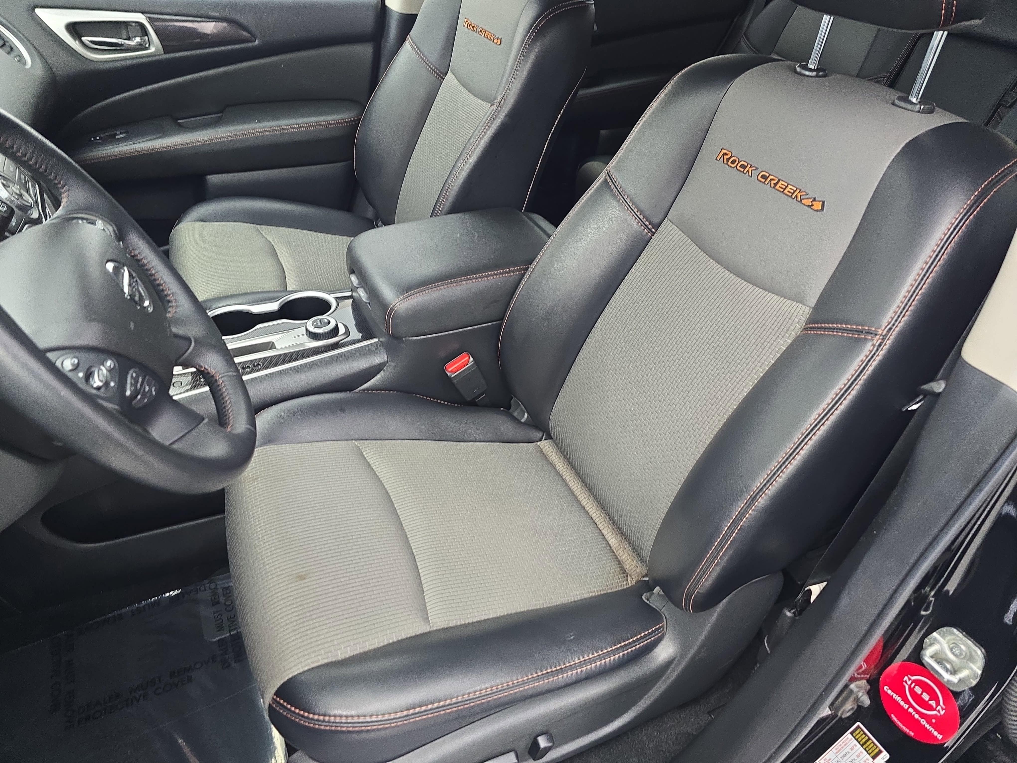 2019 Nissan Pathfinder SV