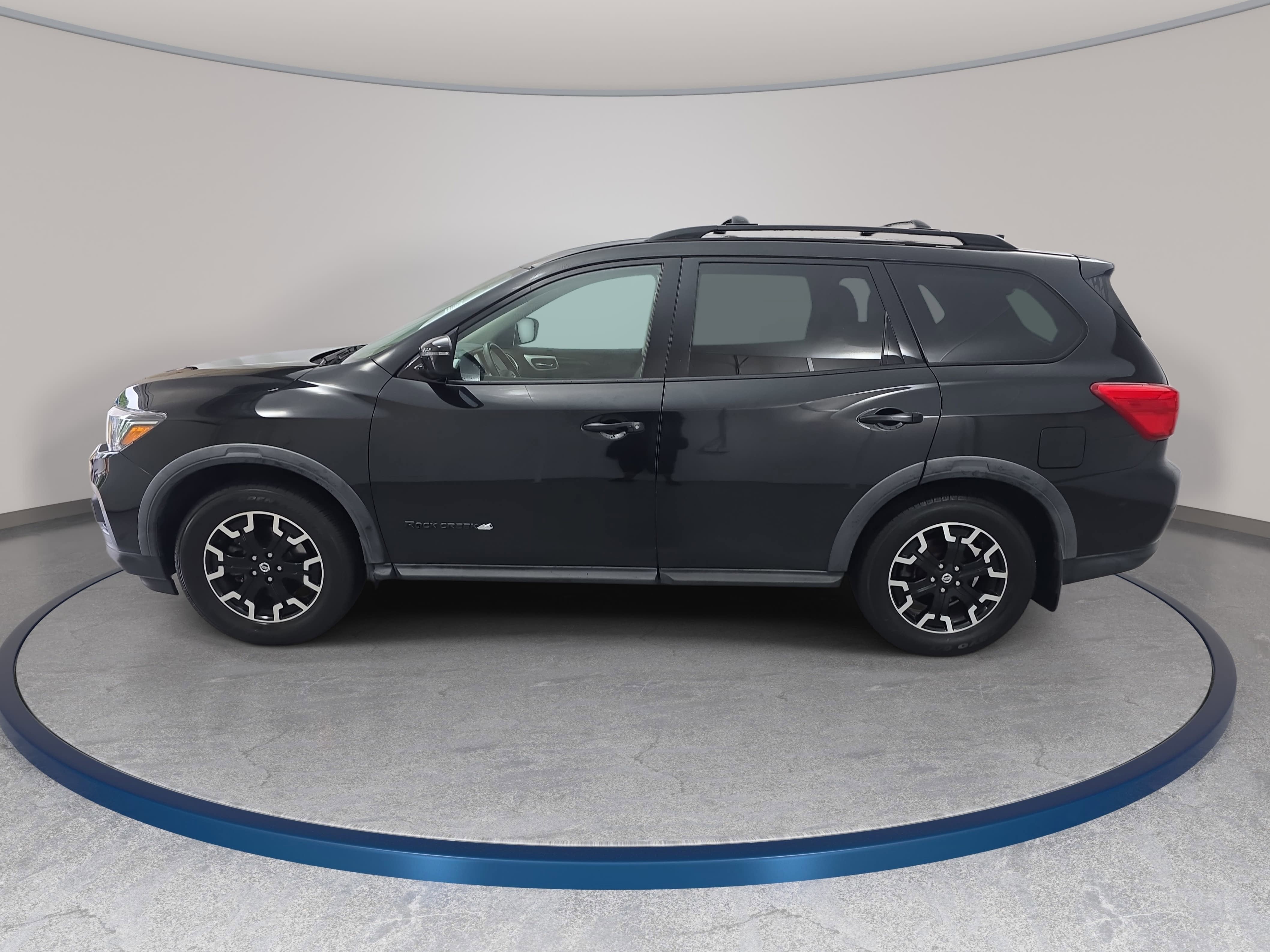 2019 Nissan Pathfinder SV