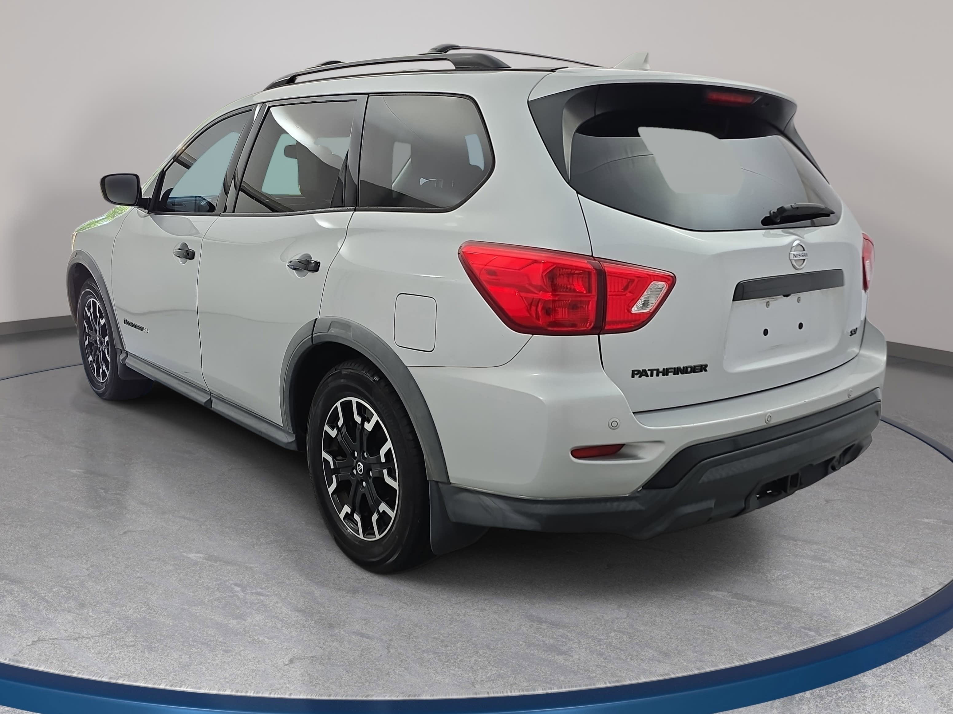 2019 Nissan Pathfinder SV