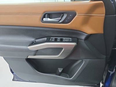 2023 Nissan Pathfinder Platinum