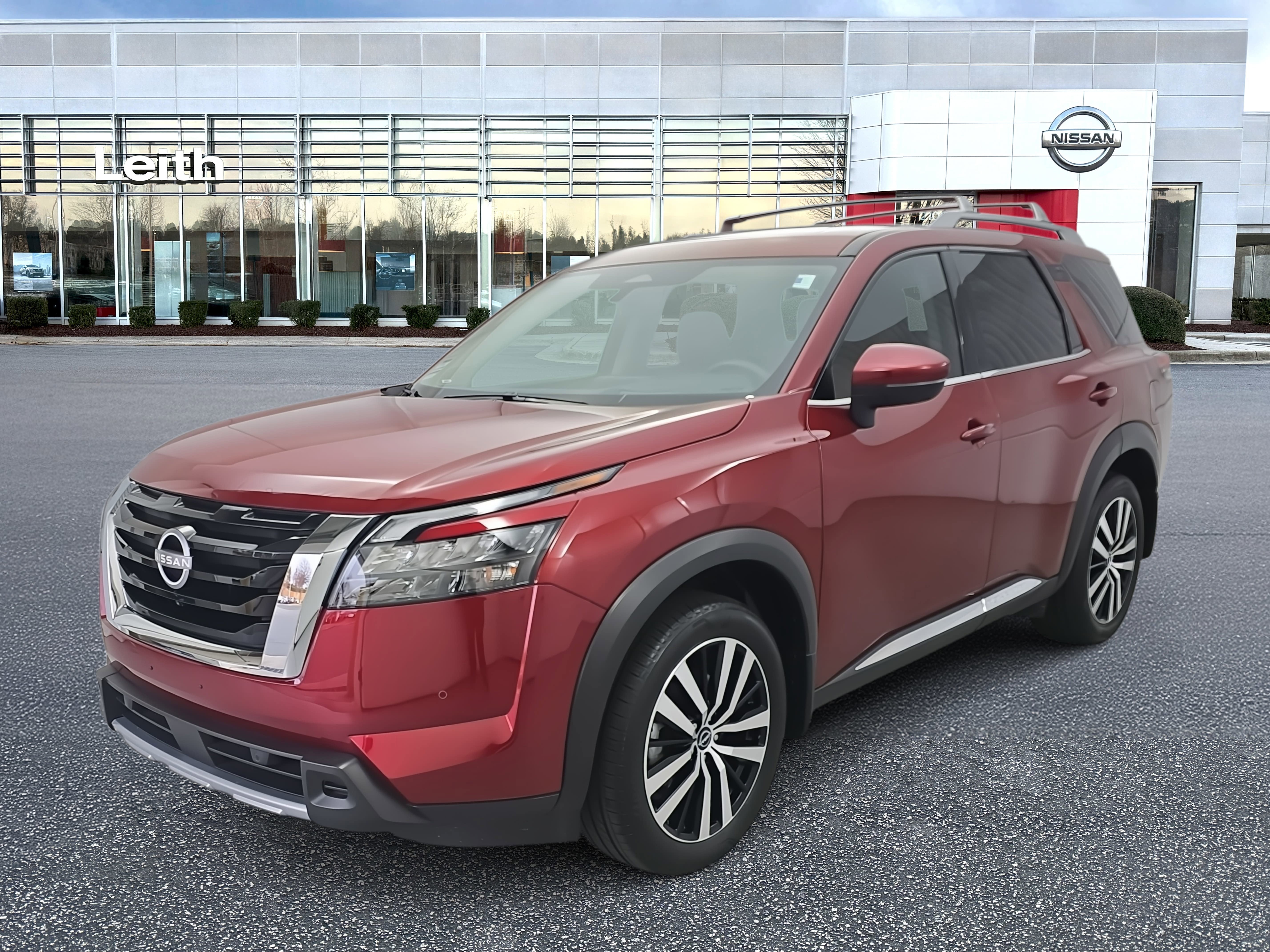 2025 Nissan Pathfinder Platinum