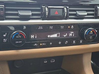 2025 Nissan Pathfinder Platinum