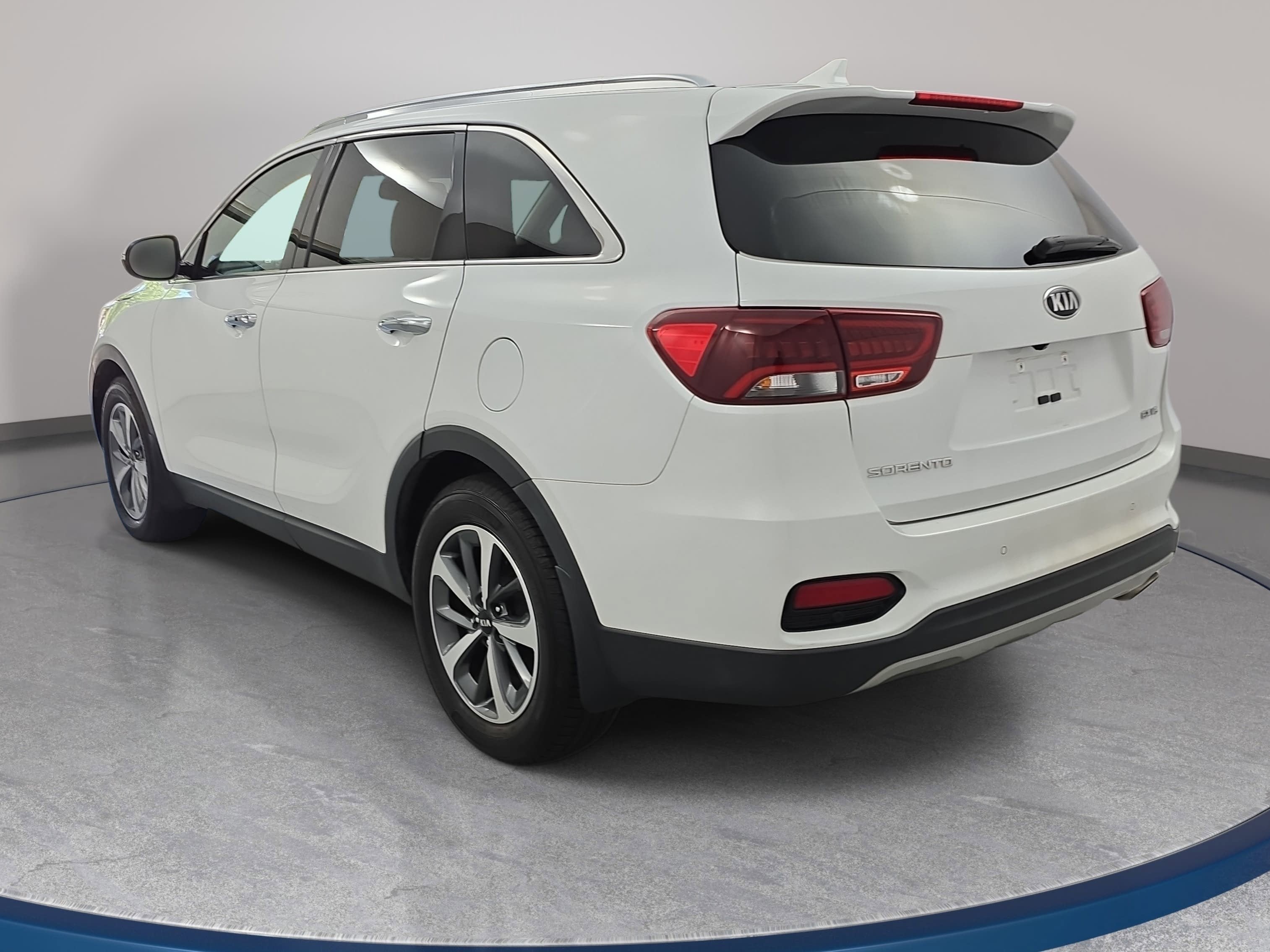 2019 Kia Sorento EX V6