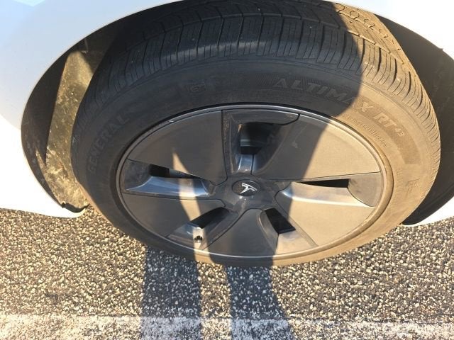 2022 Tesla Model 3 Base