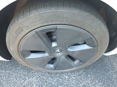 2022 Tesla Model 3 Base
