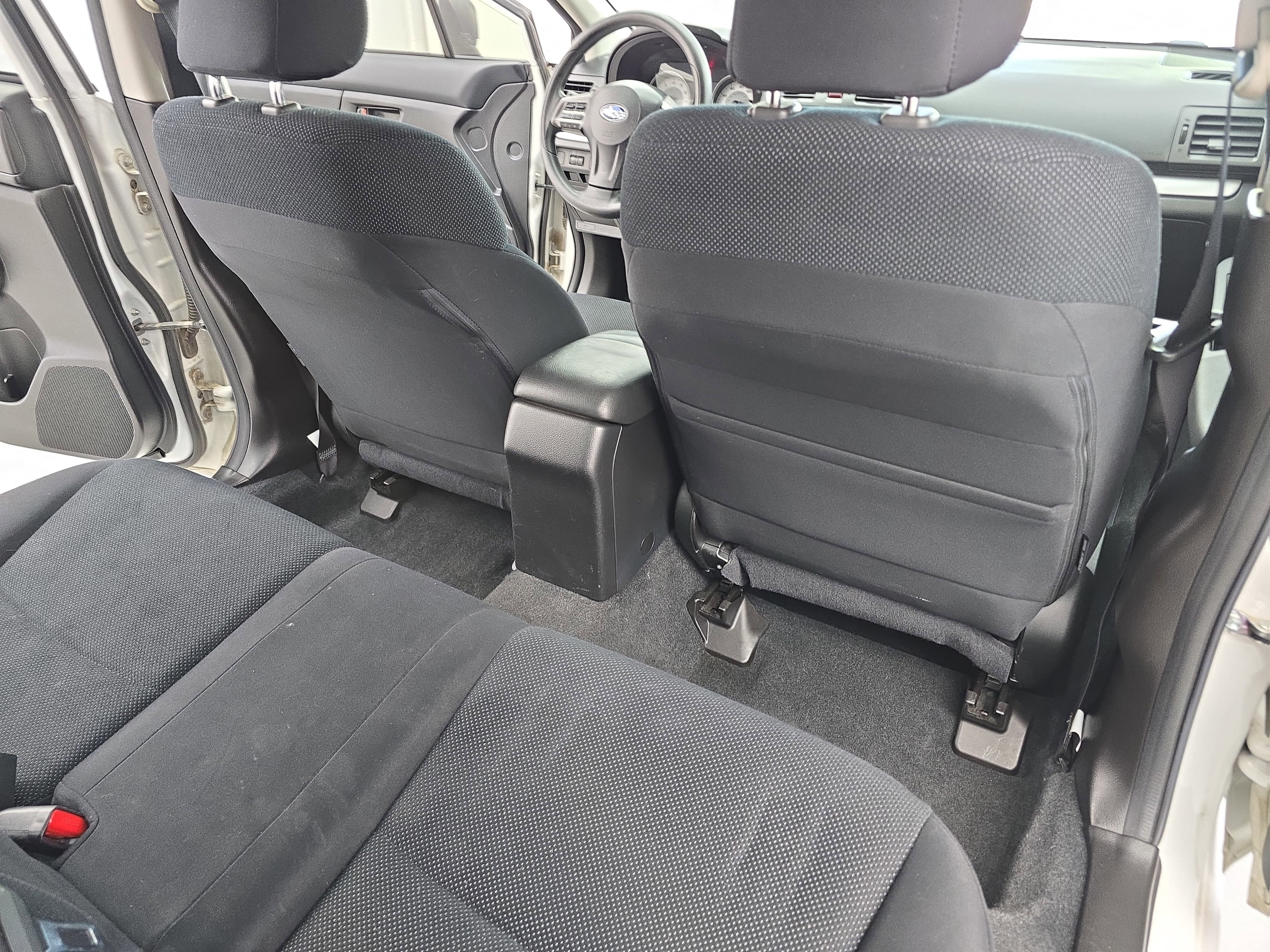 2014 Subaru Impreza Sedan 2.0i