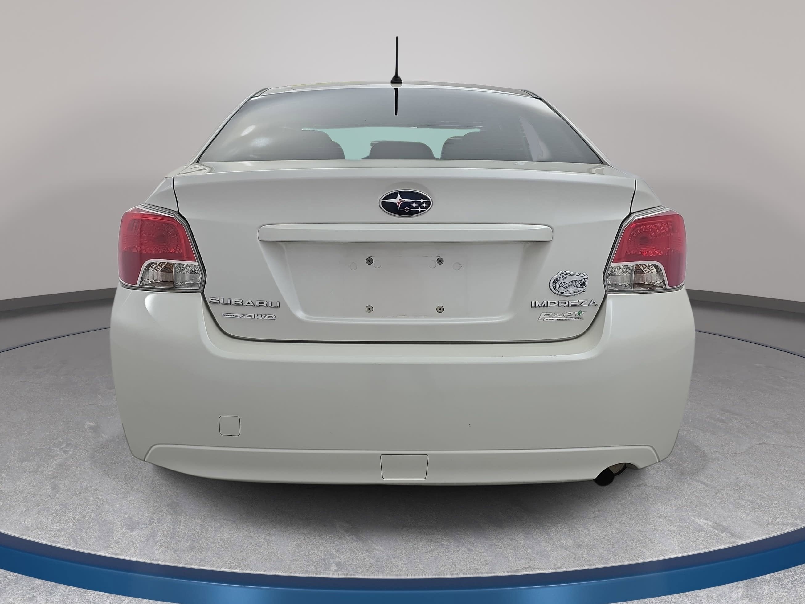 2014 Subaru Impreza Sedan 2.0i