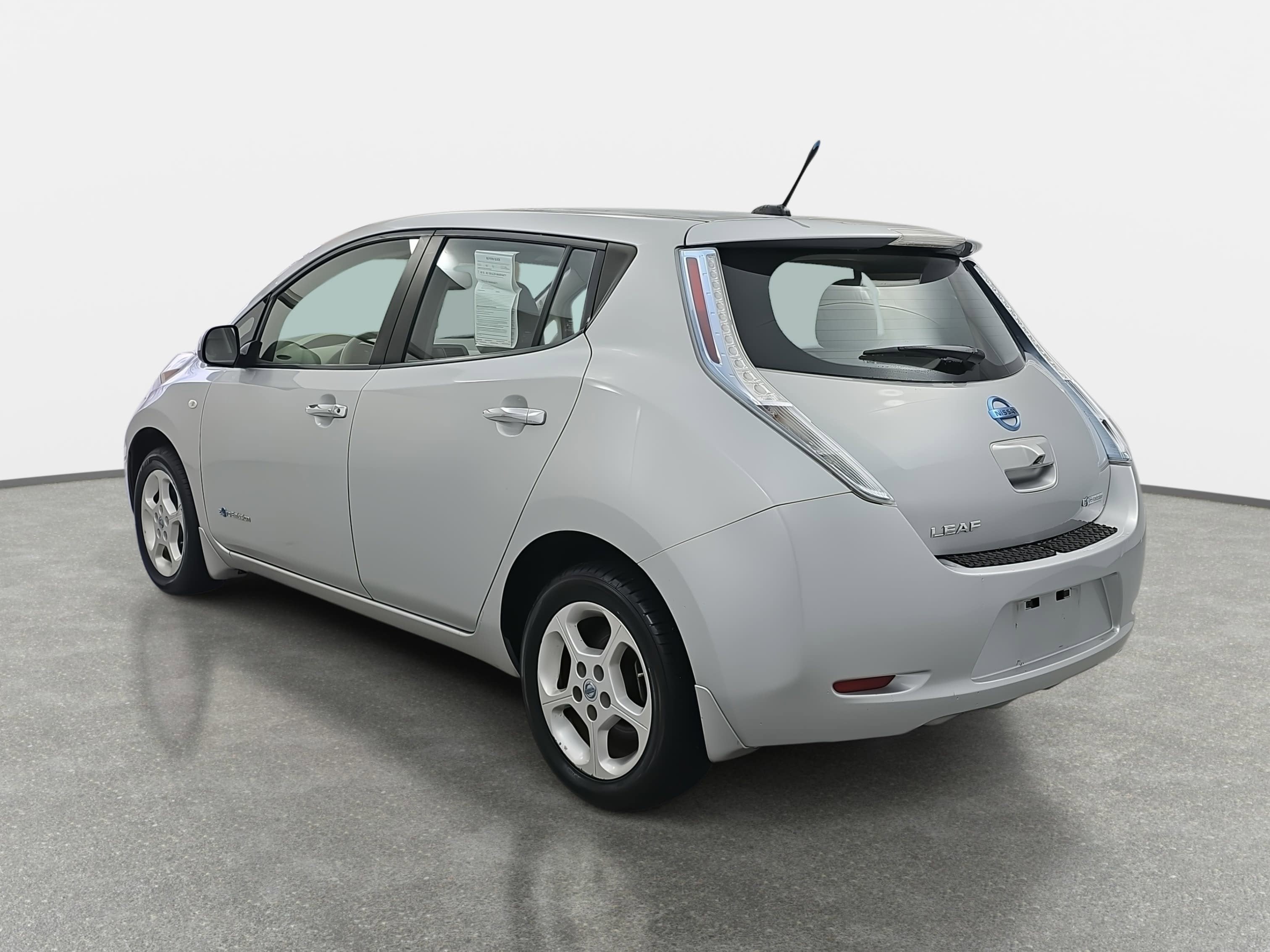 2012 Nissan LEAF SL