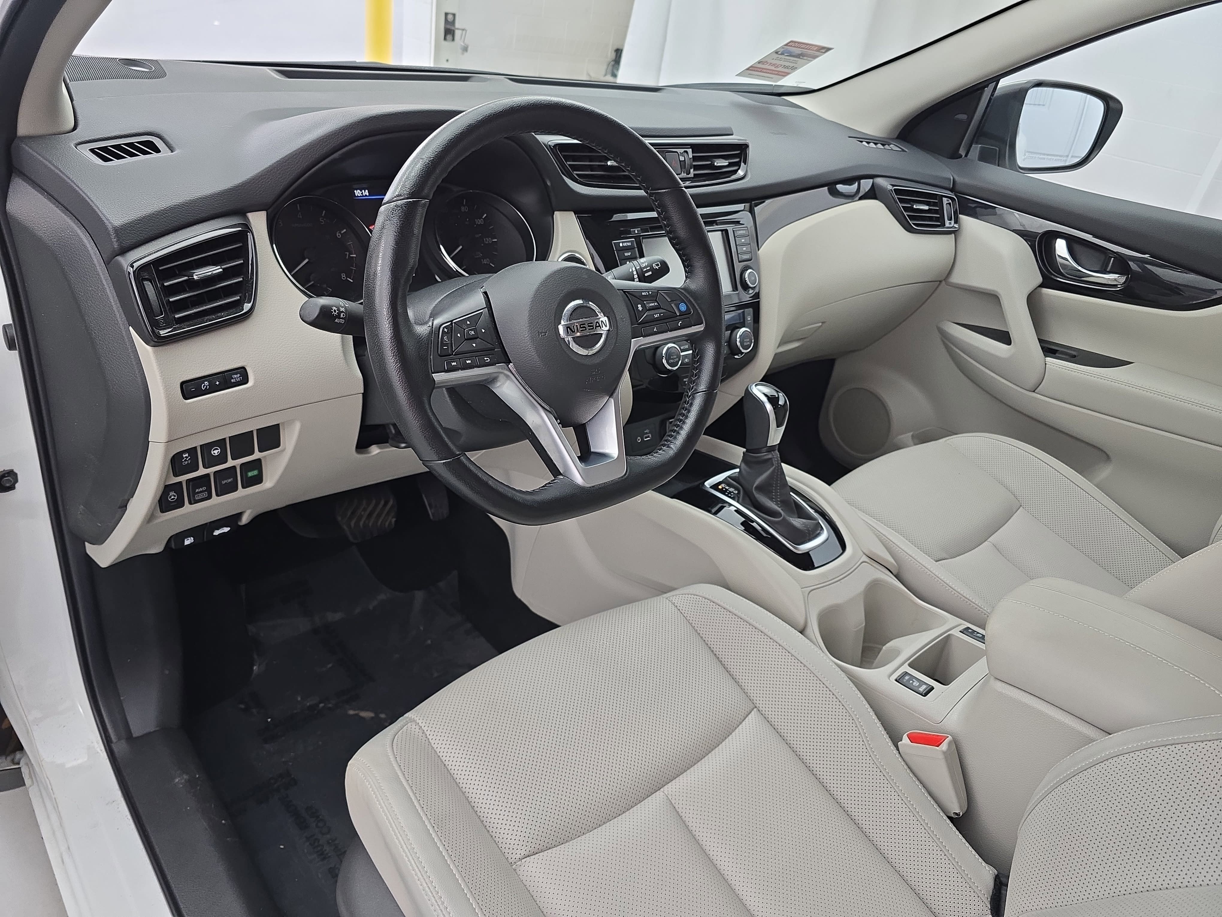 2022 Nissan Rogue Sport SL