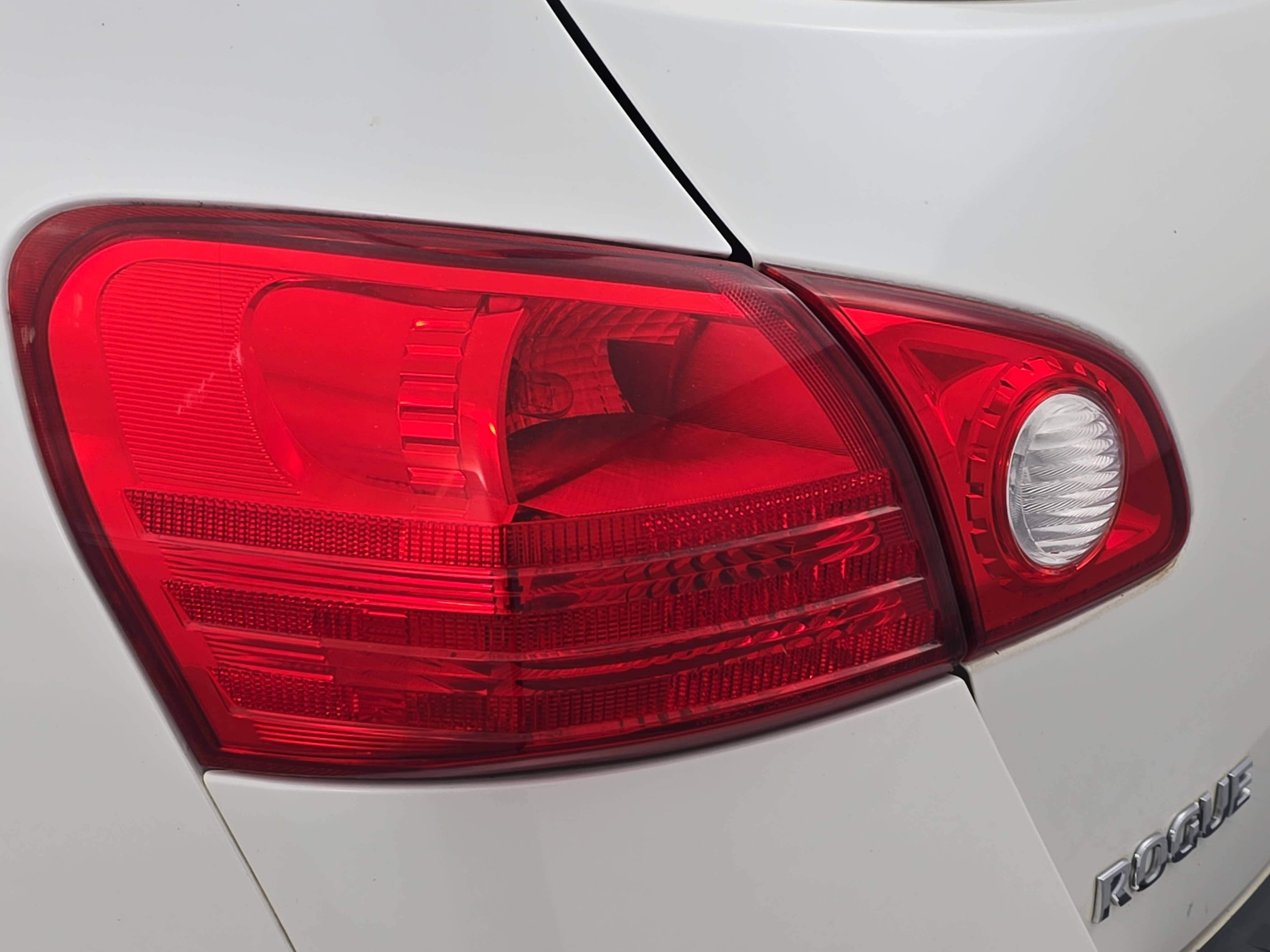 2012 Nissan Rogue SV