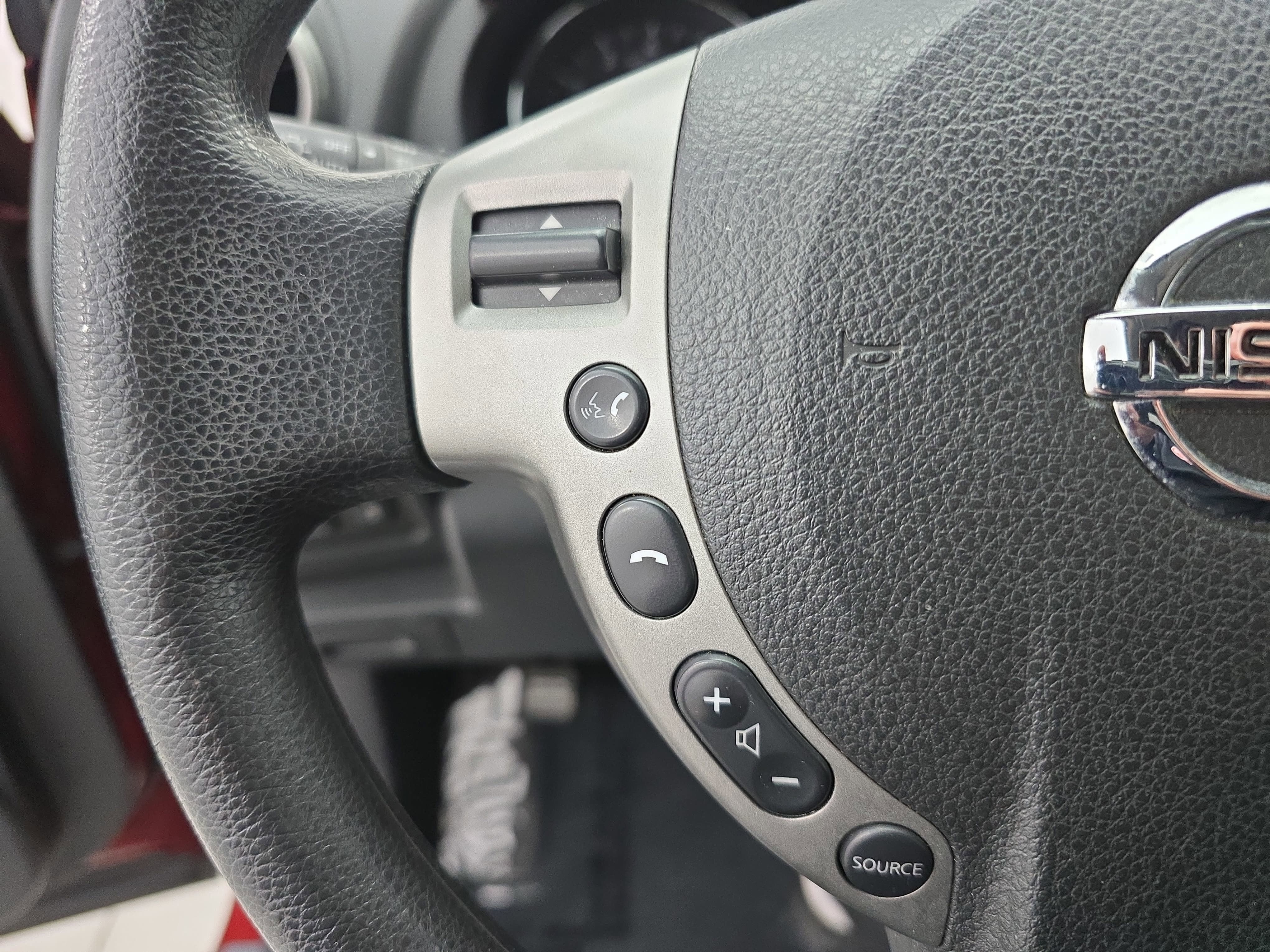 2012 Nissan Rogue SV