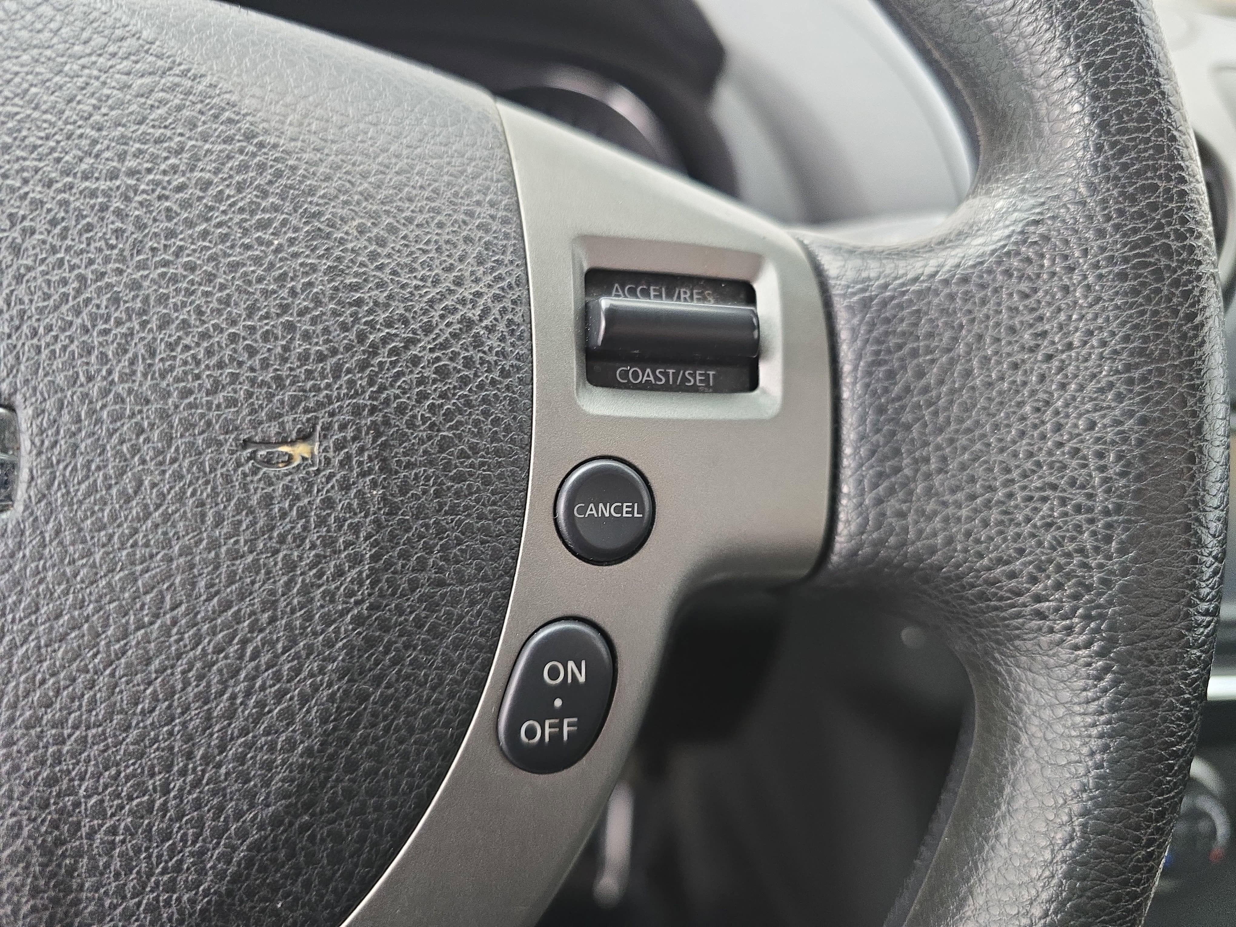 2012 Nissan Rogue SV