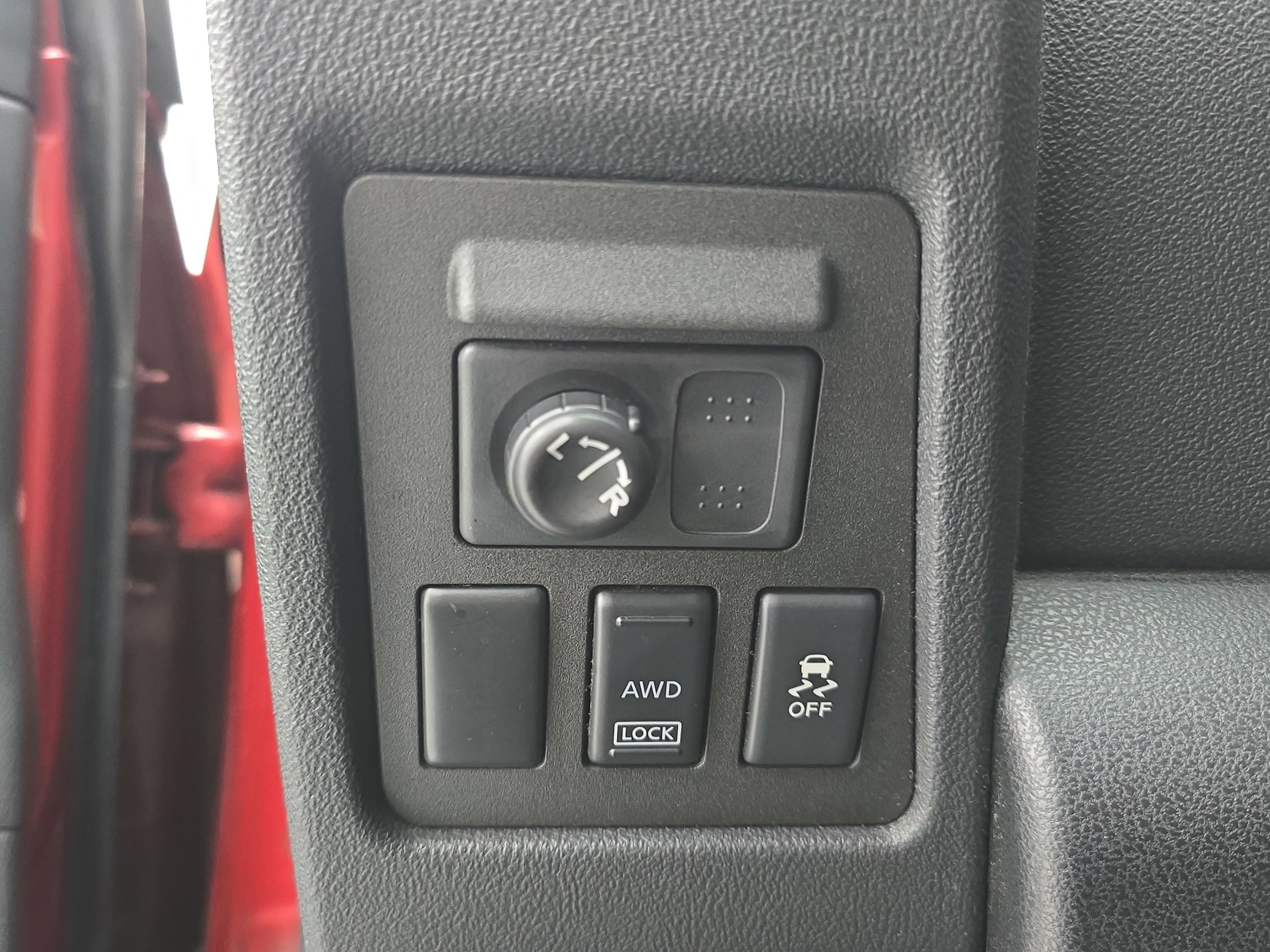 2012 Nissan Rogue SV