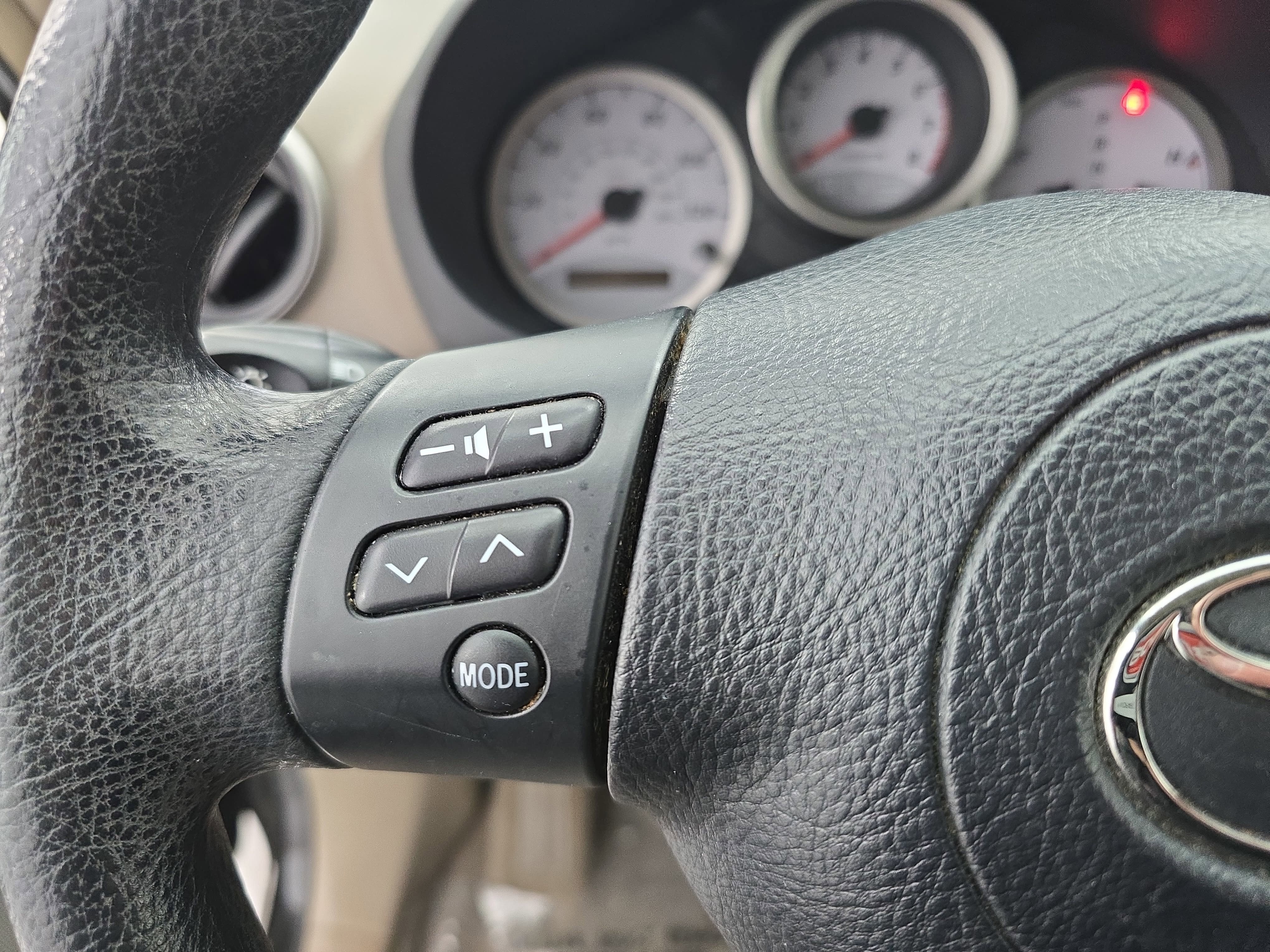 2005 Toyota RAV4 Base