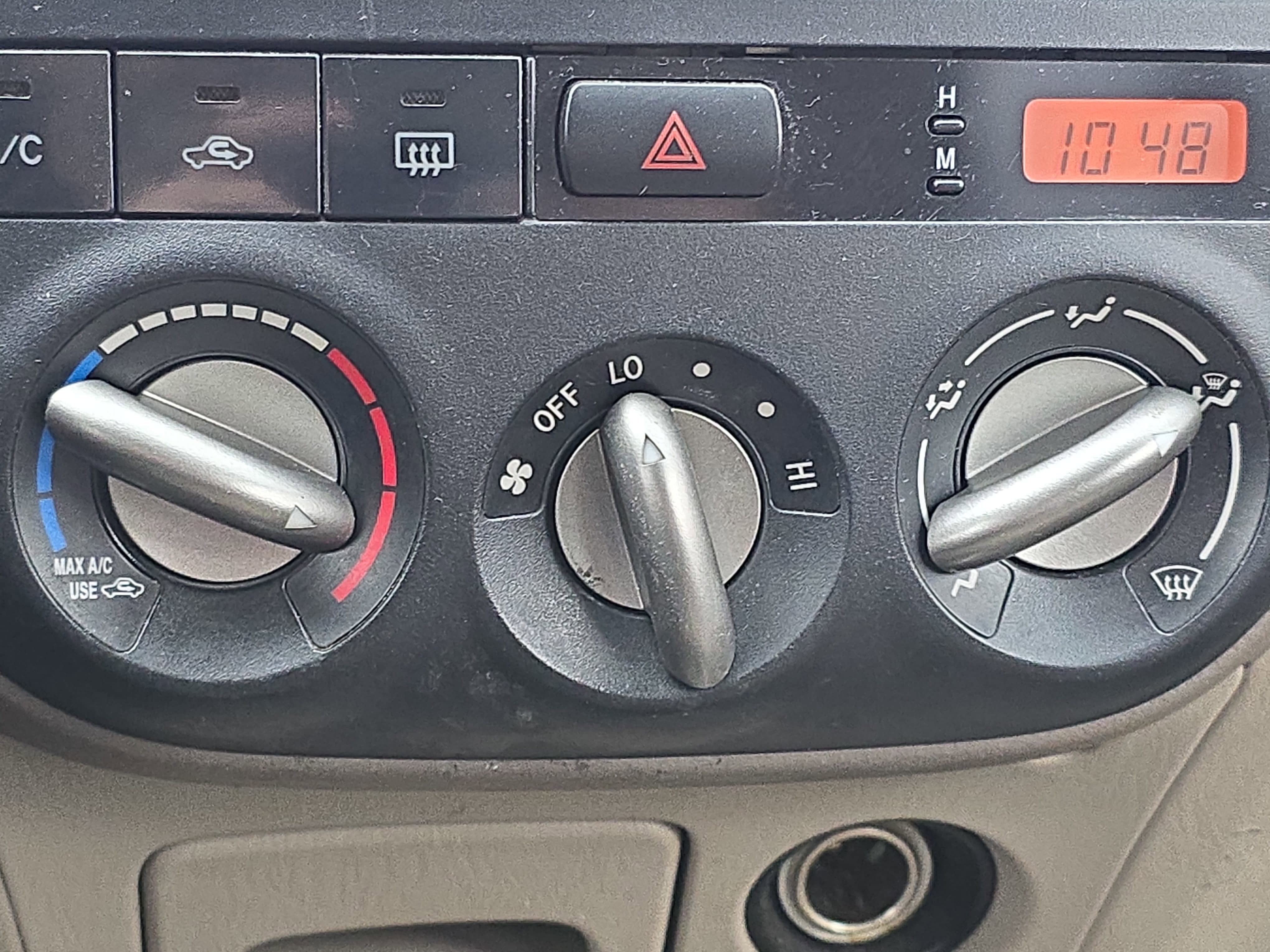 2005 Toyota RAV4 Base