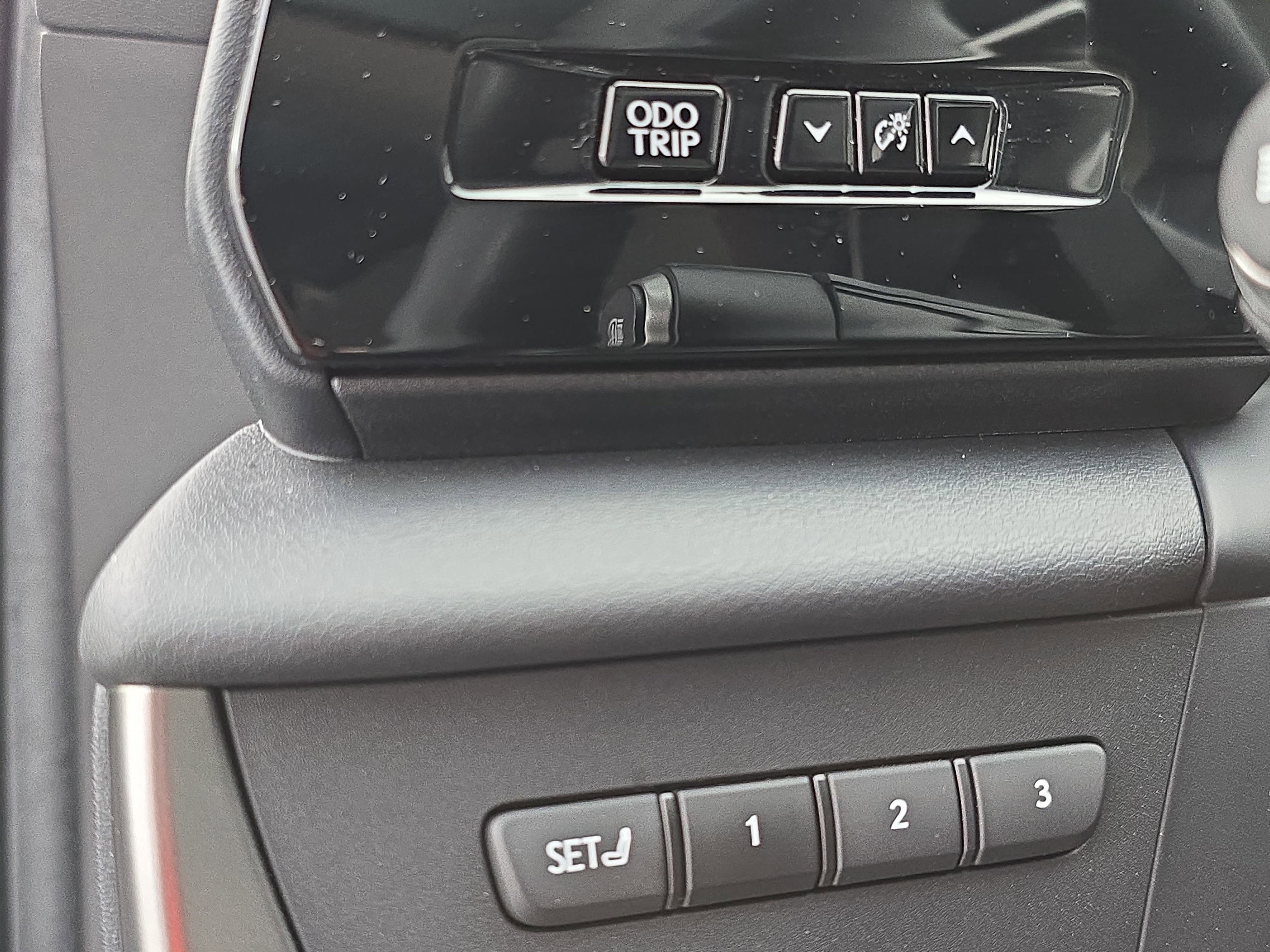 2023 Lexus RZ 450e Premium