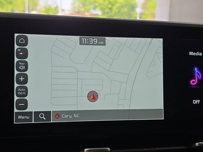 2024 Kia Carnival SX