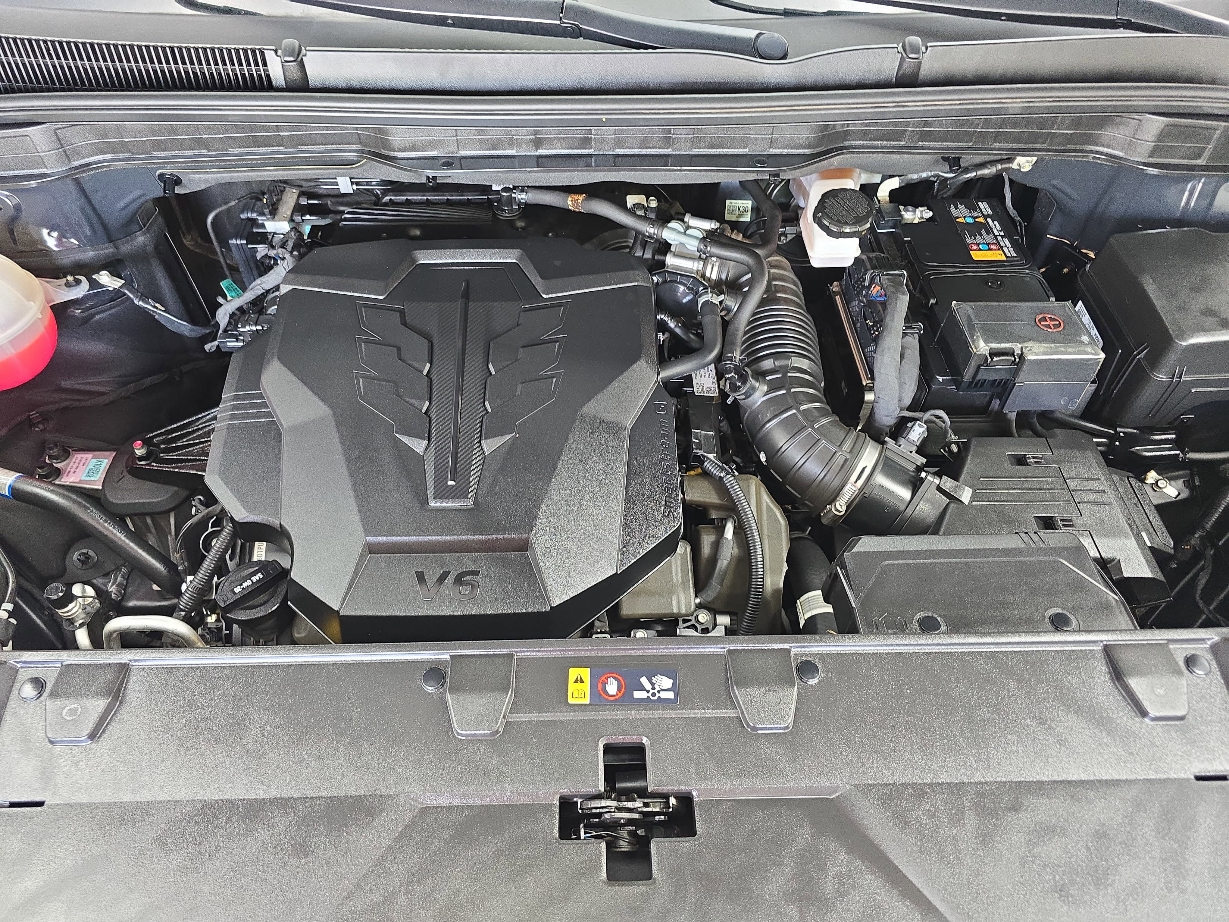 2024 Kia Carnival SX