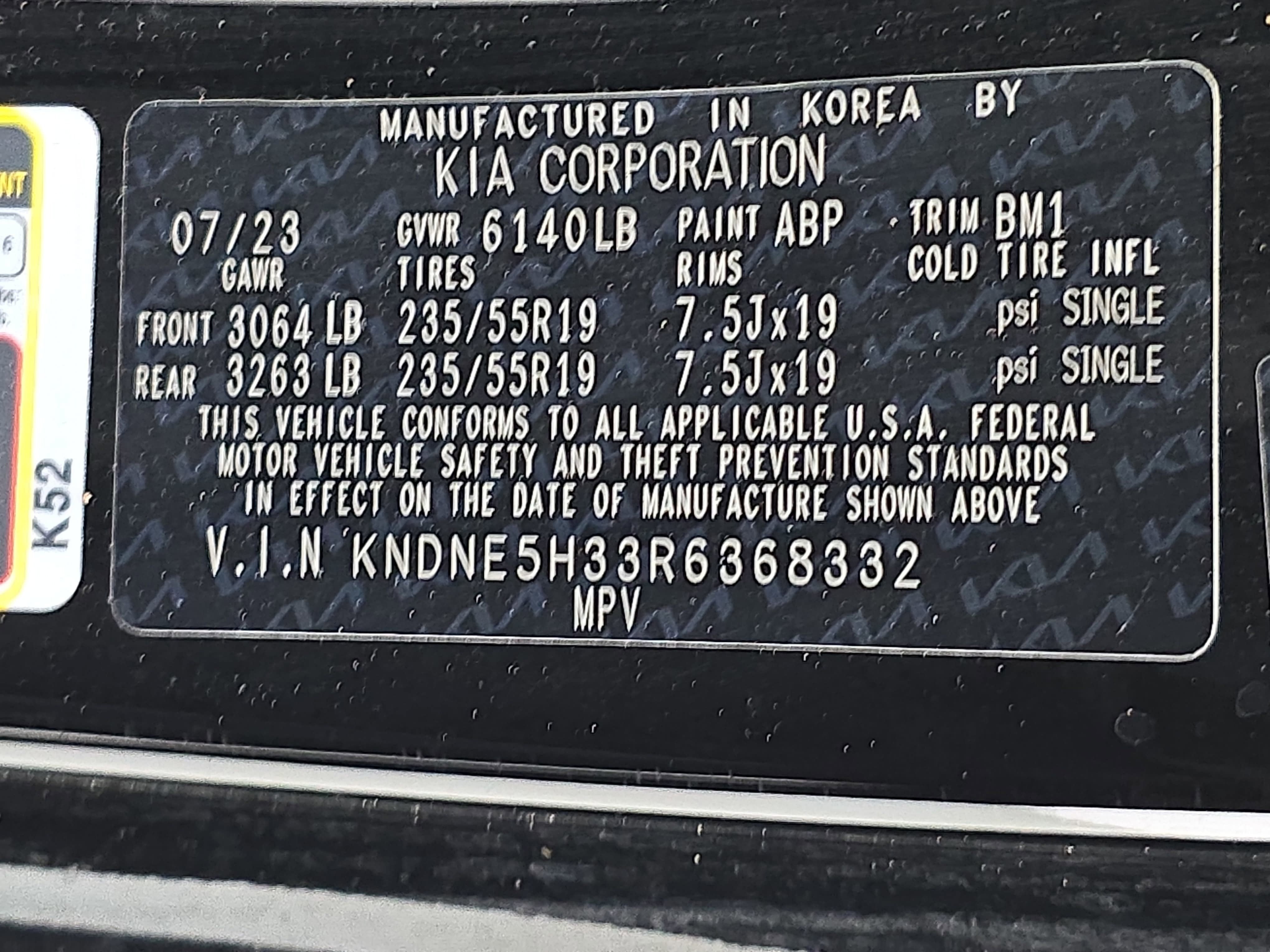 2024 Kia Carnival SX