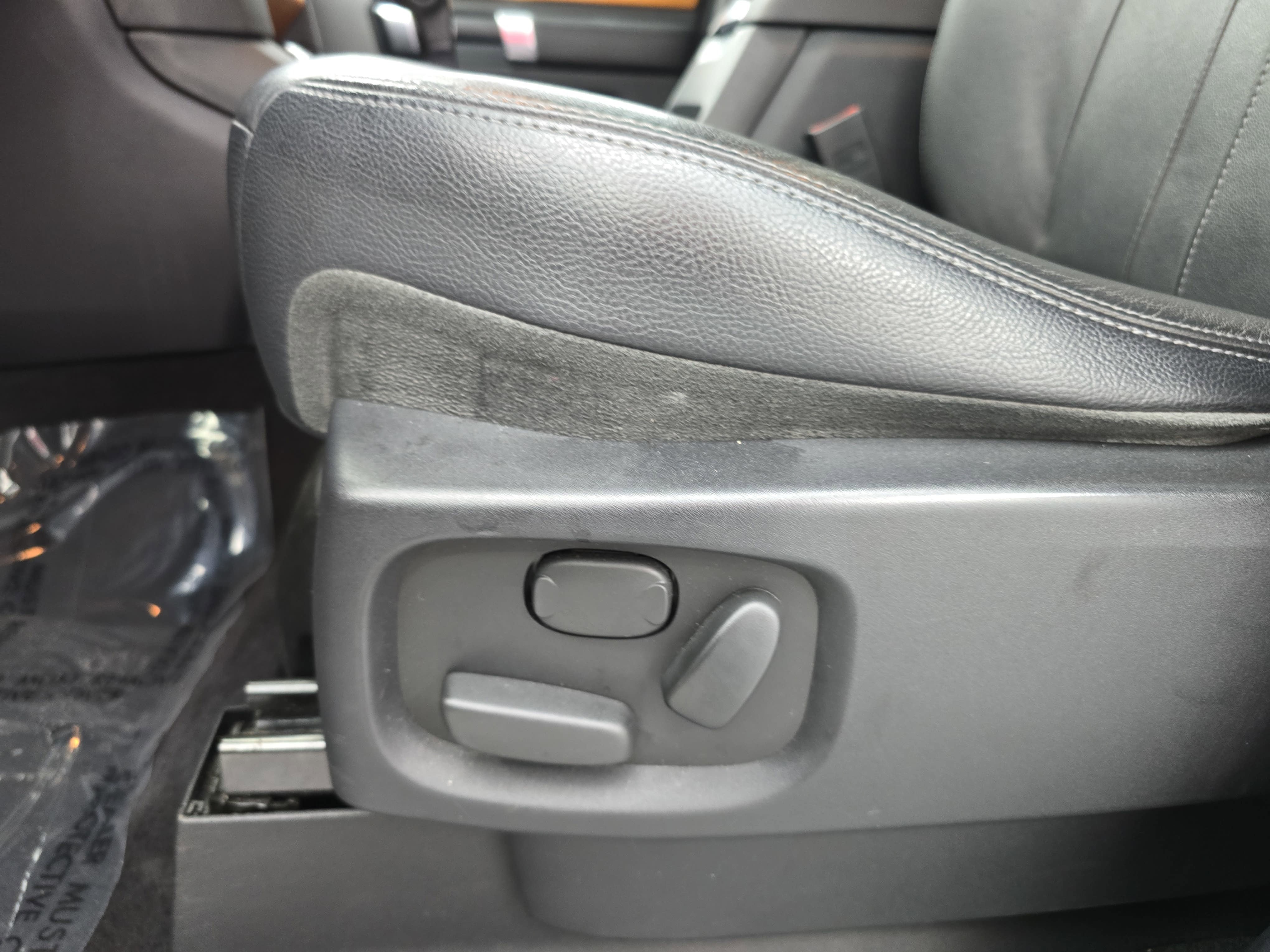 2013 Land Rover LR4 HSE