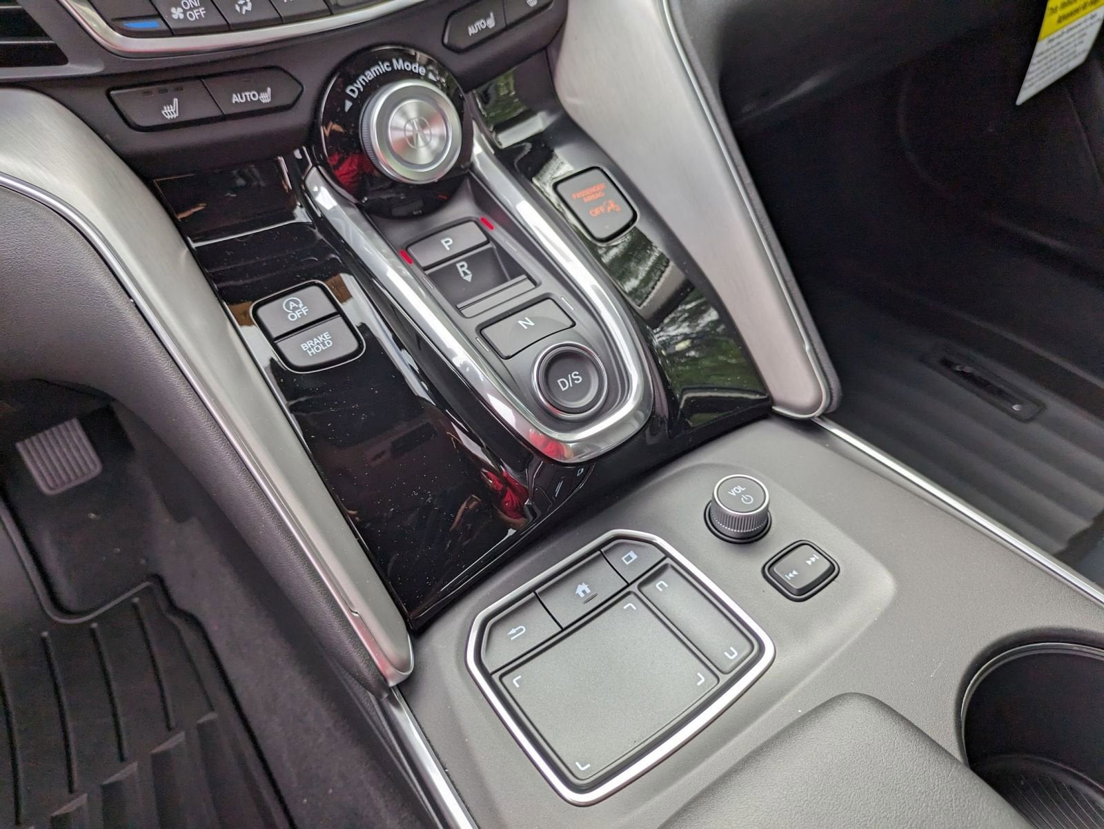 2025 Acura TLX w/Technology Package