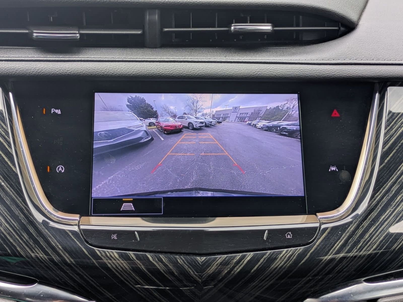 2023 Cadillac XT6 FWD Premium Luxury