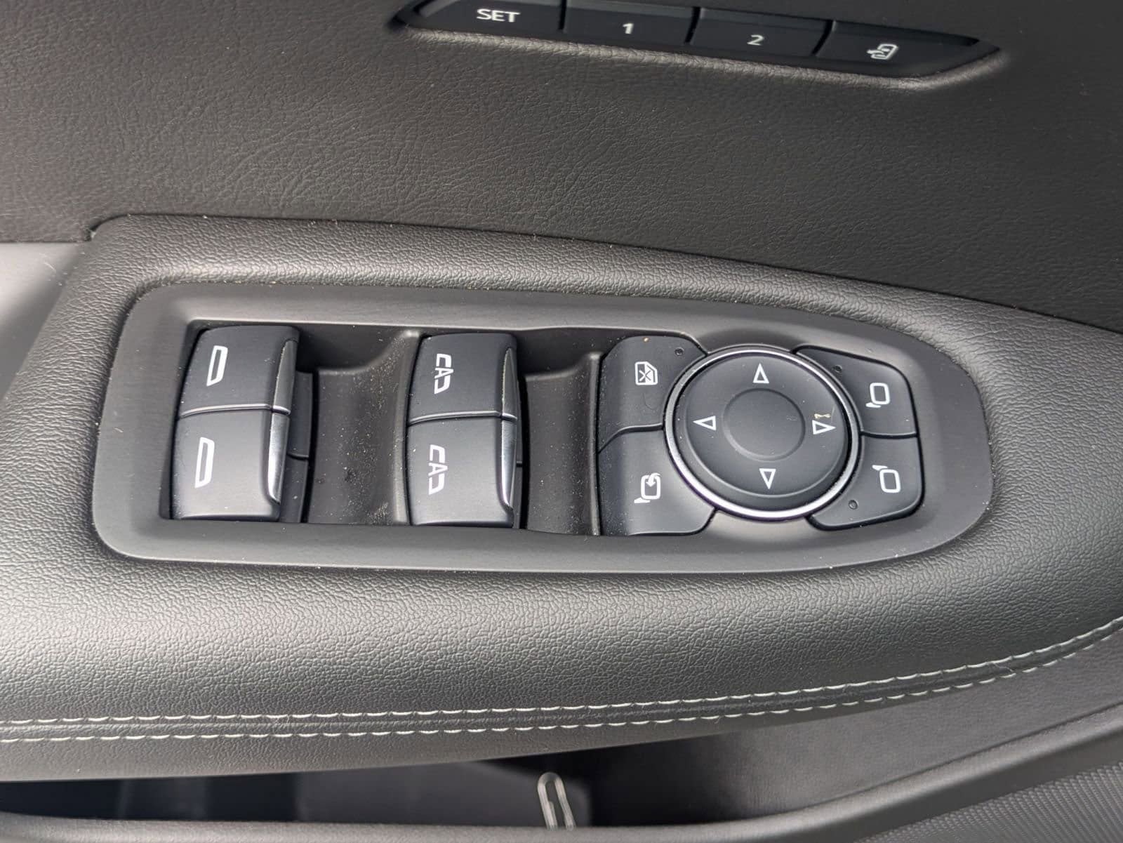 2023 Cadillac XT6 FWD Premium Luxury