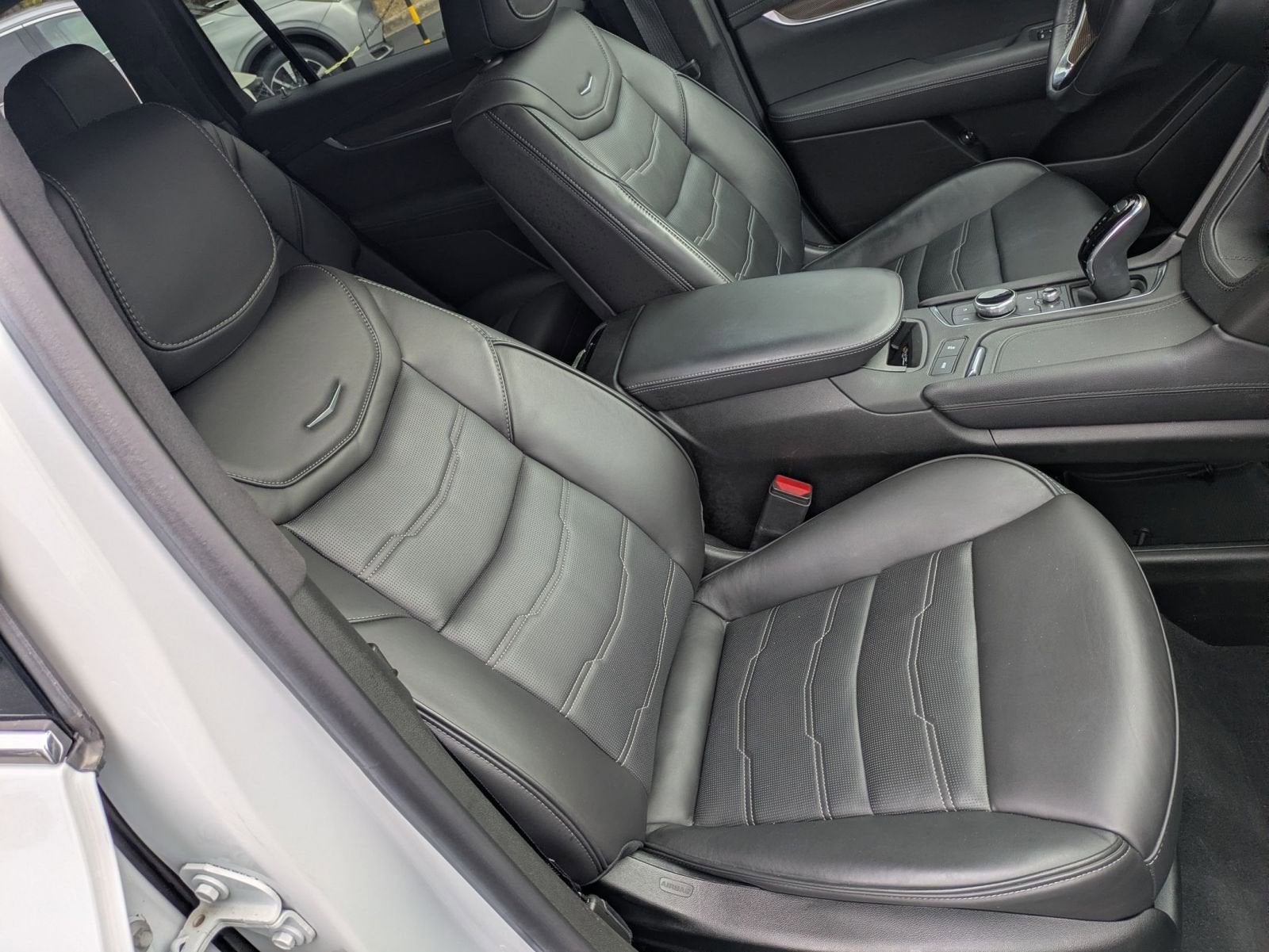 2023 Cadillac XT6 AWD Premium Luxury