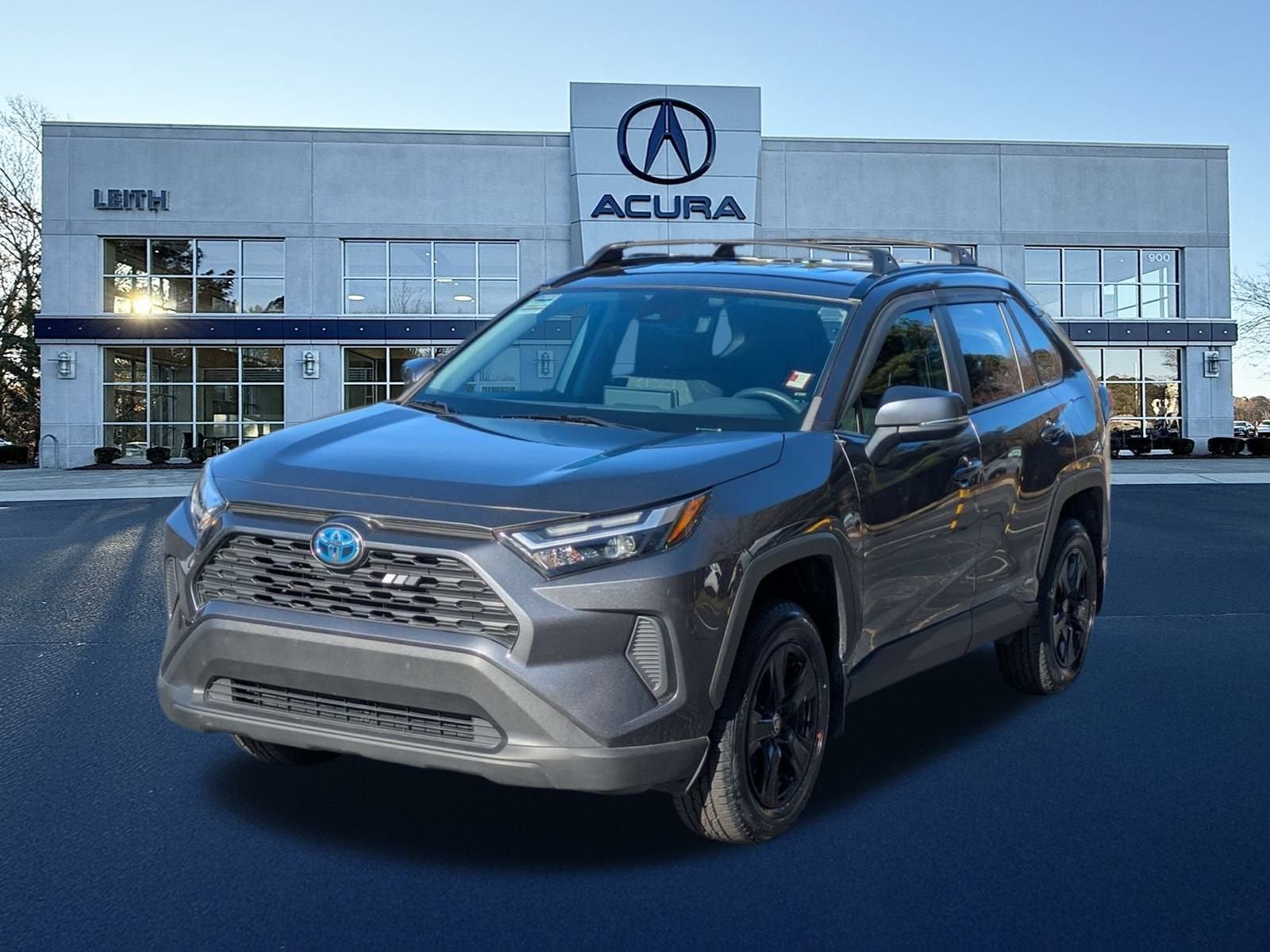 2022 Toyota RAV4 Hybrid XLE