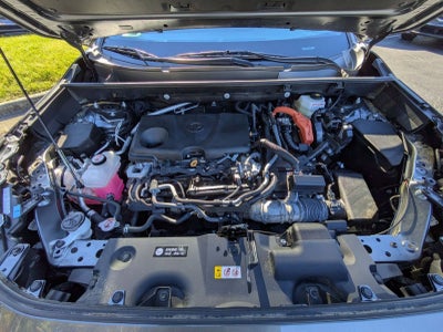 2022 Toyota RAV4 Hybrid XLE