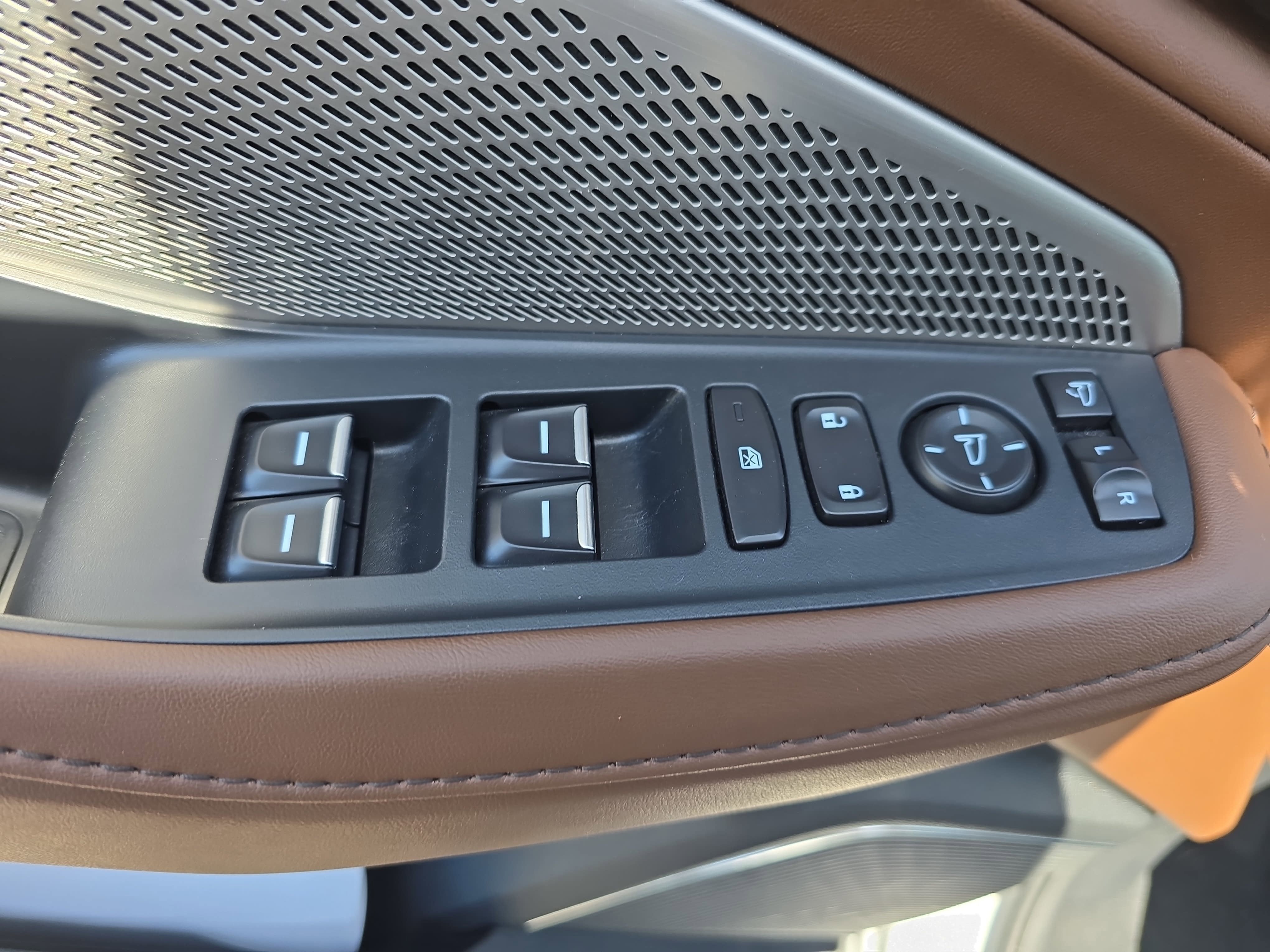 2023 Acura MDX TECH