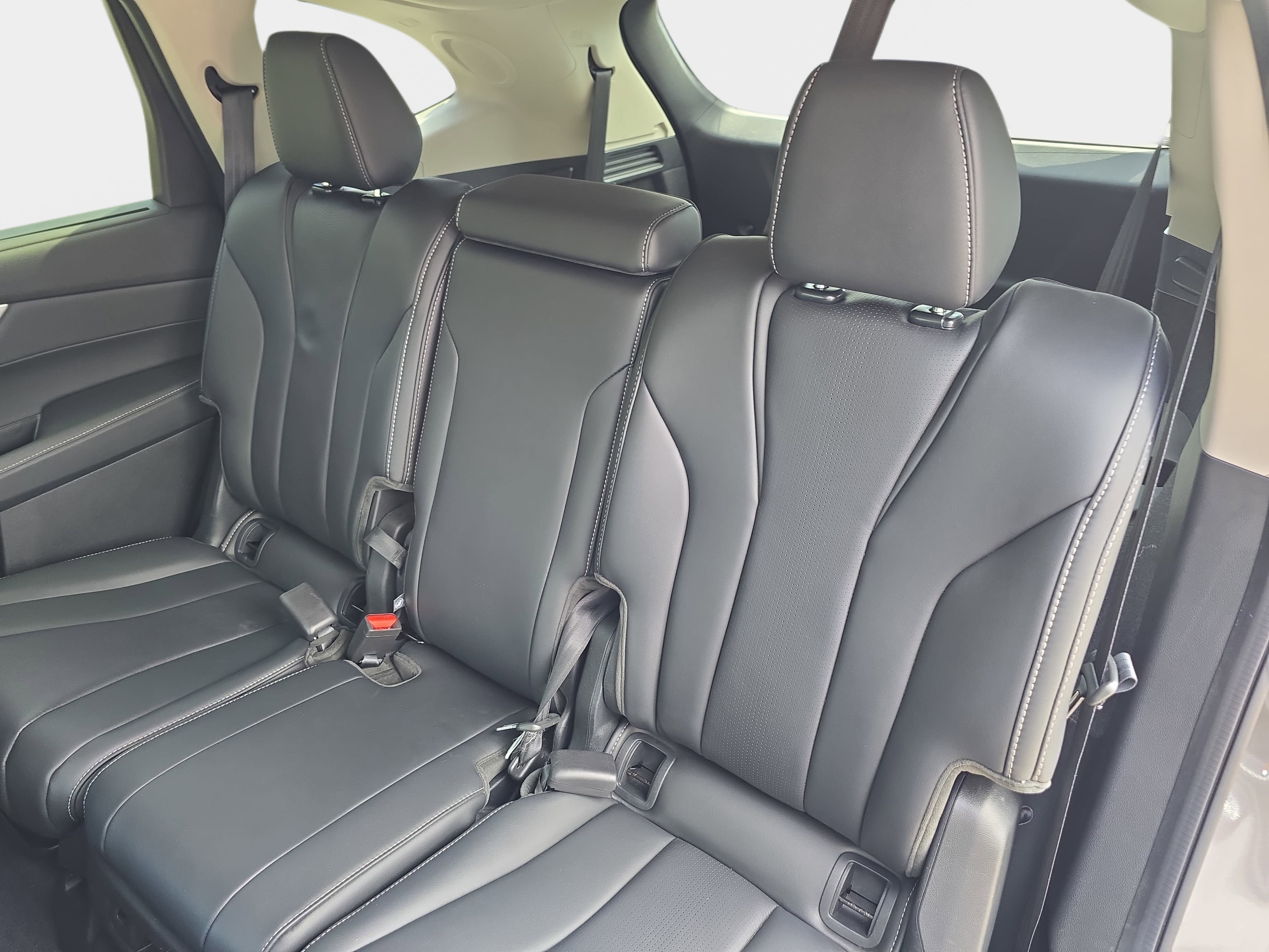 2025 Acura MDX TECH