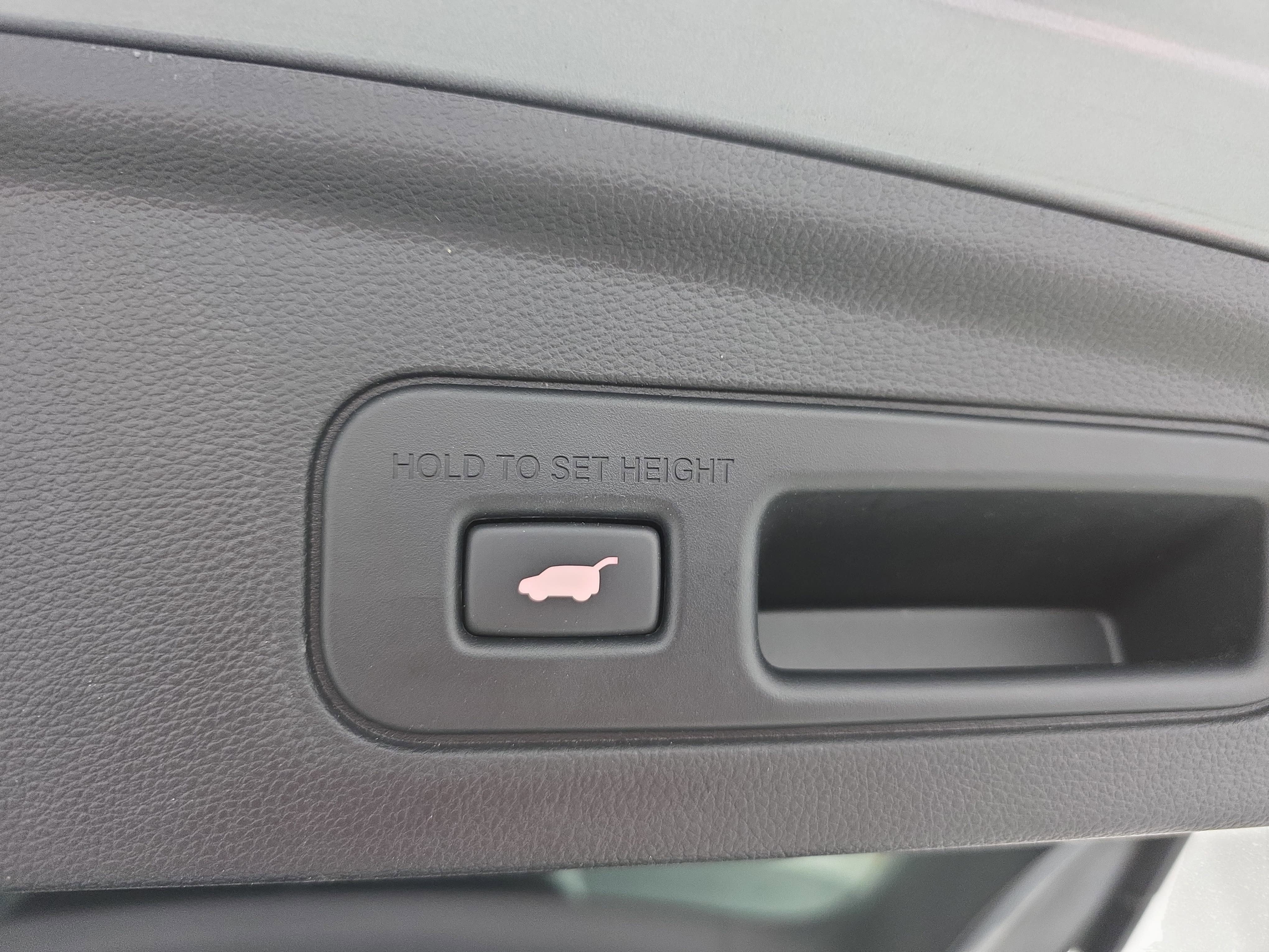 2023 Acura MDX TECH