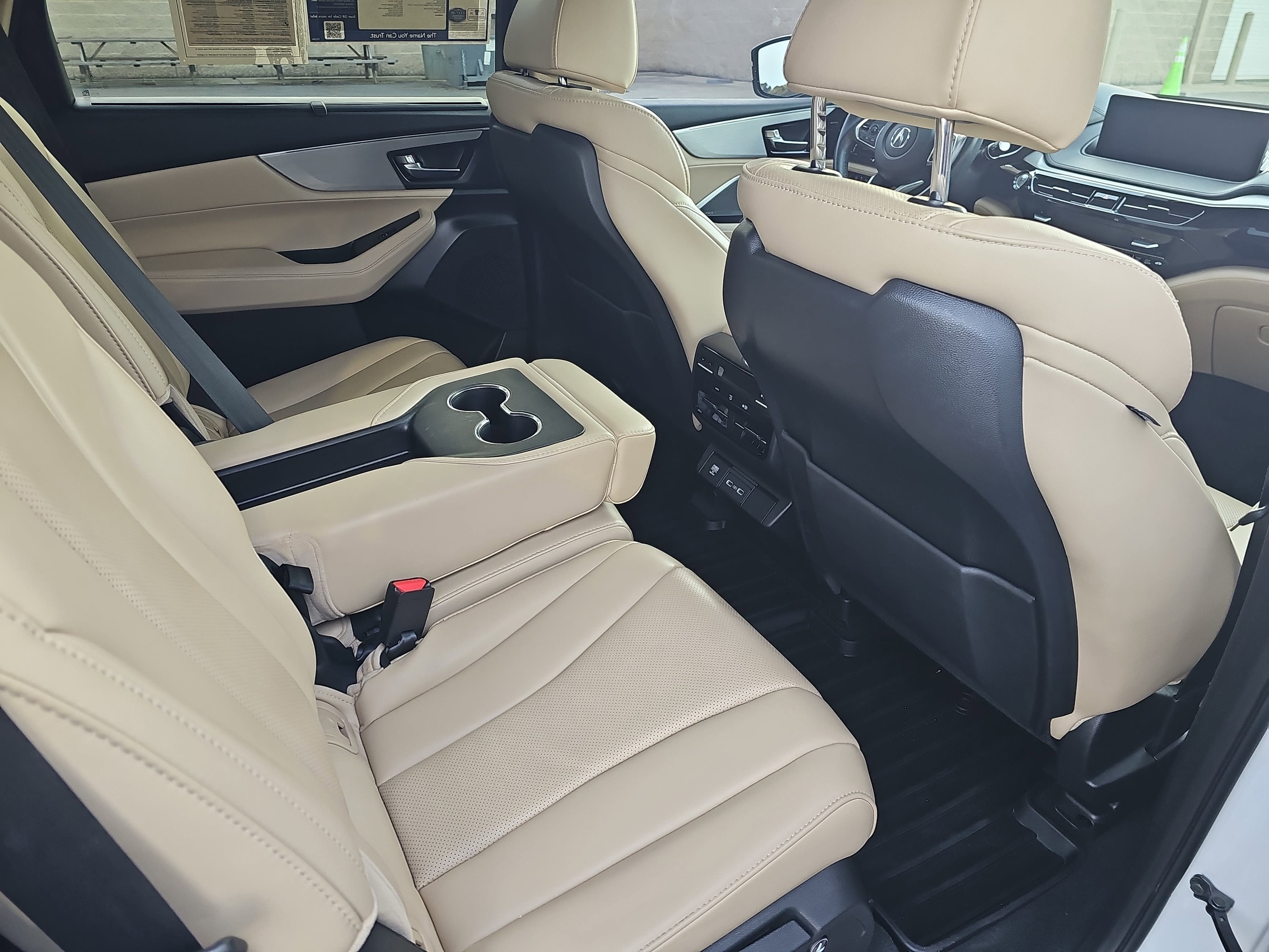 2023 Acura MDX w/Technology Package