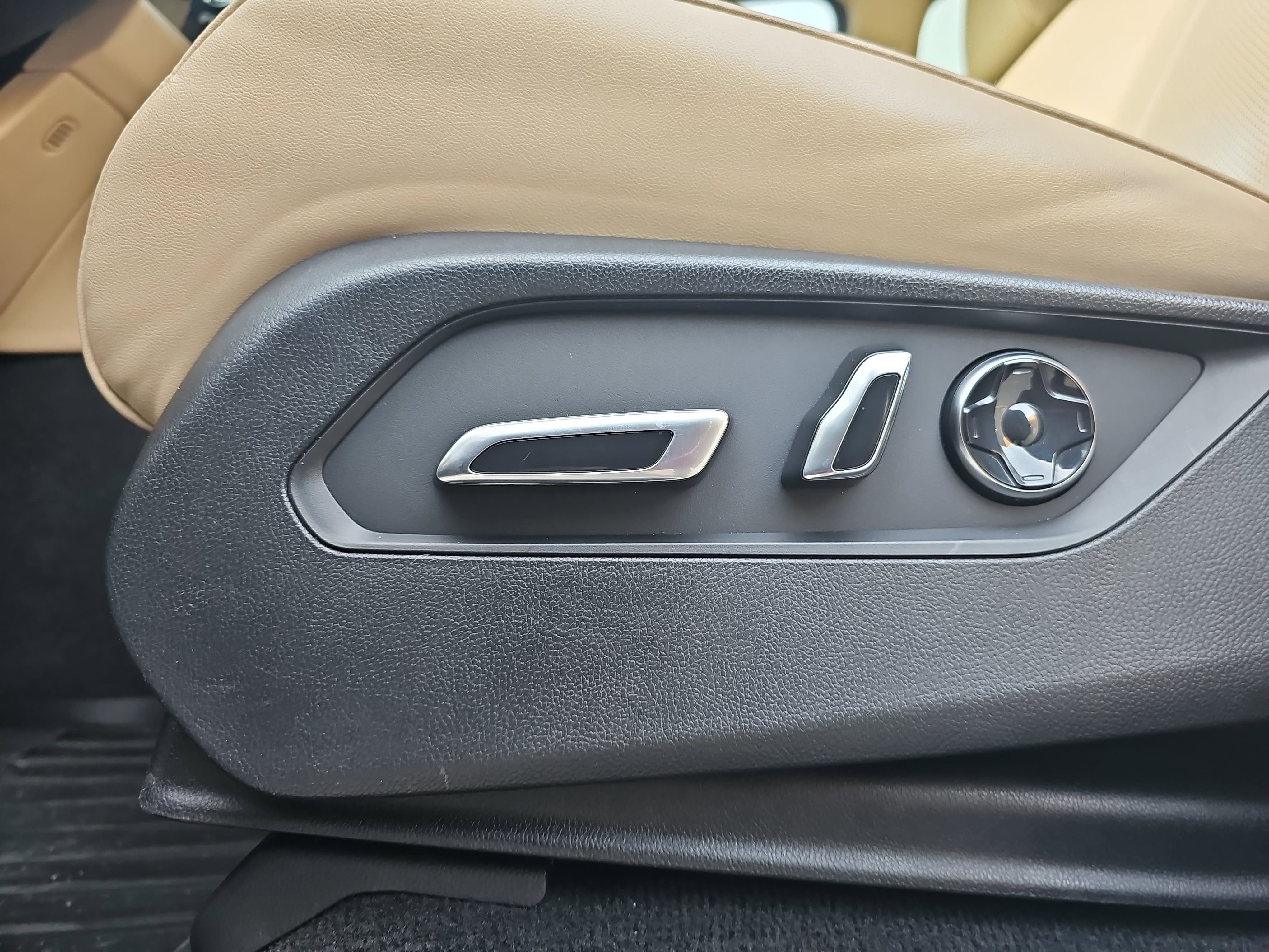 2023 Acura MDX w/Technology Package