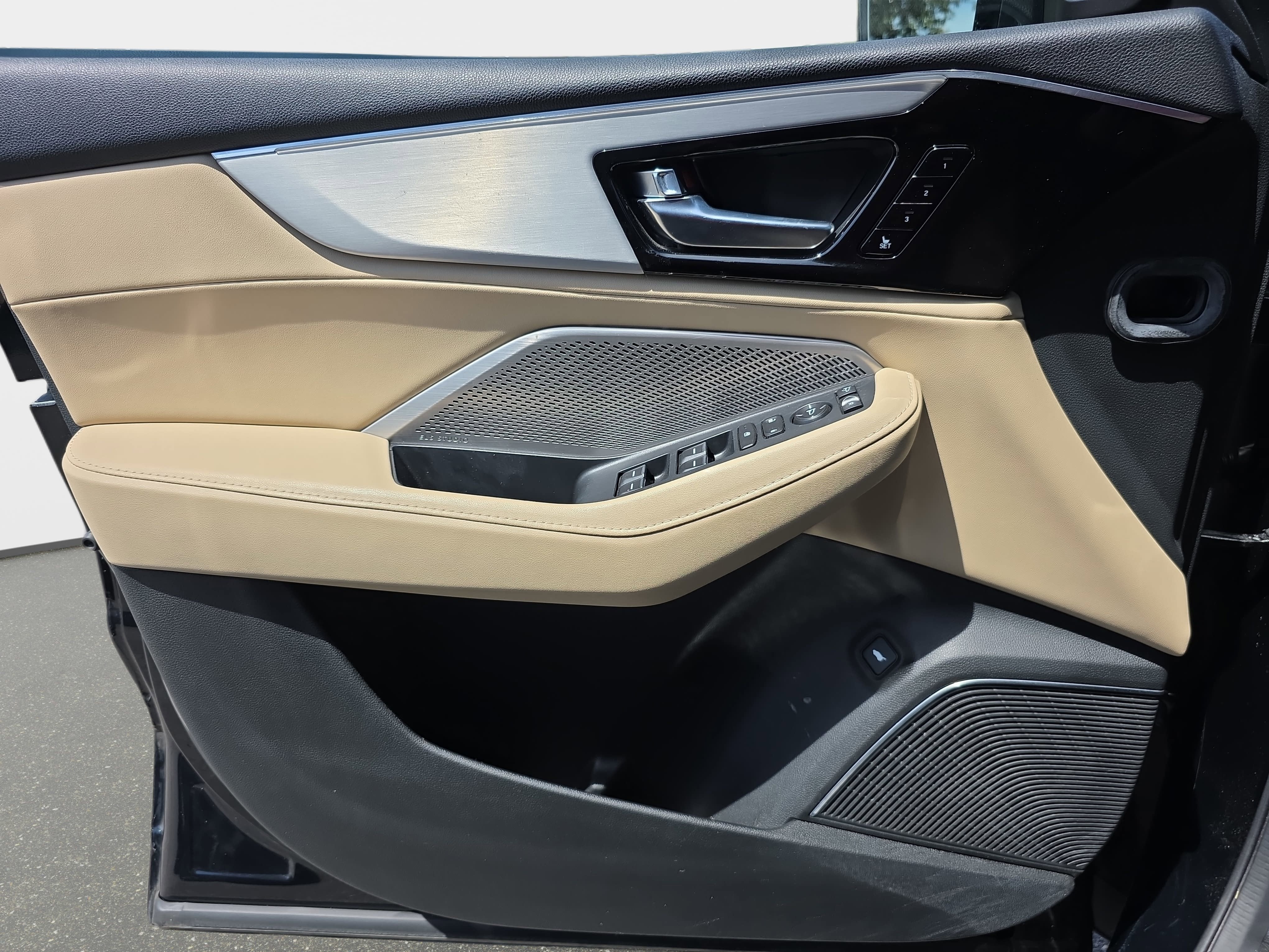 2023 Acura MDX 4TECH