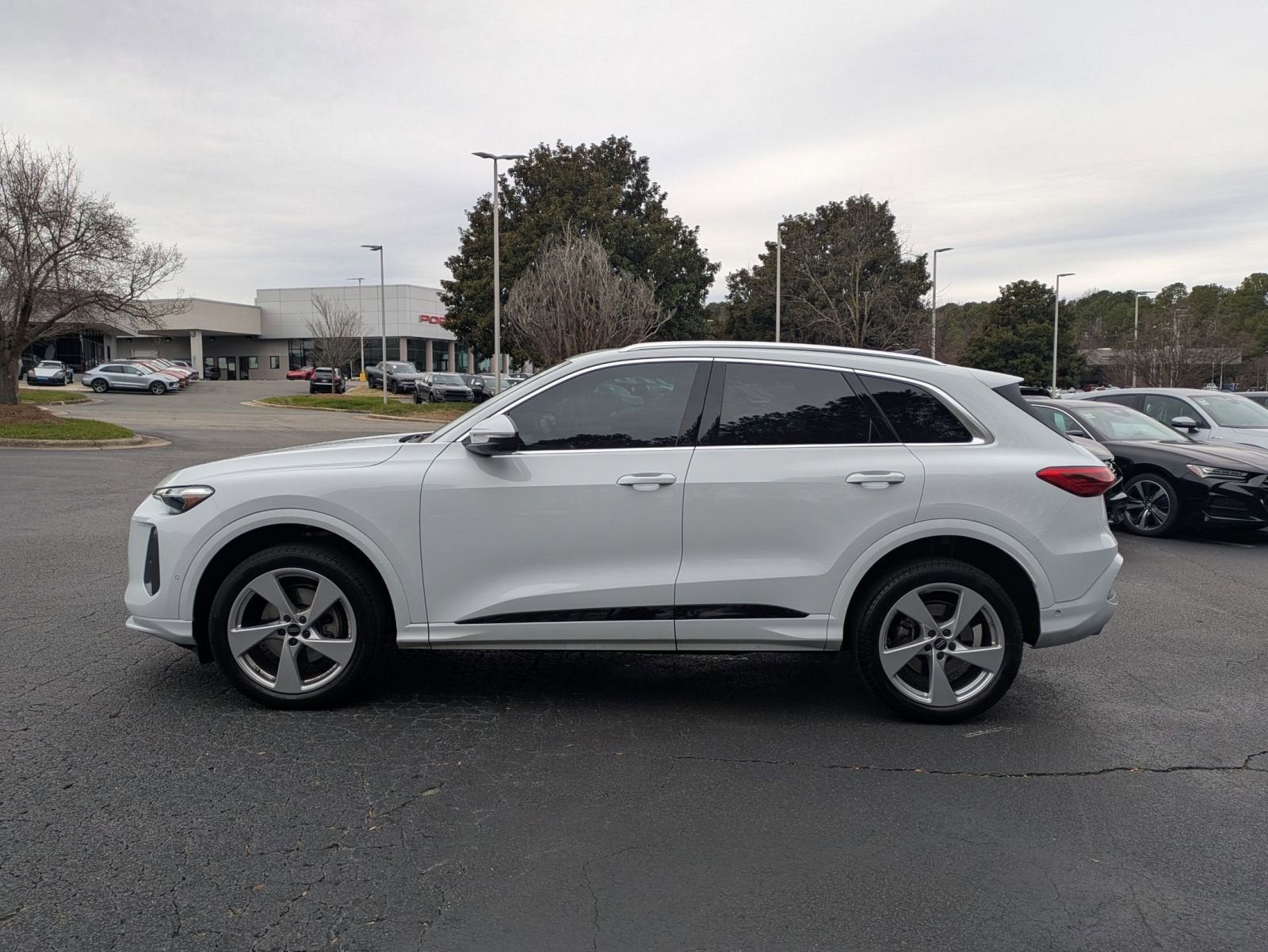 2025 Audi Q5 Premium Plus