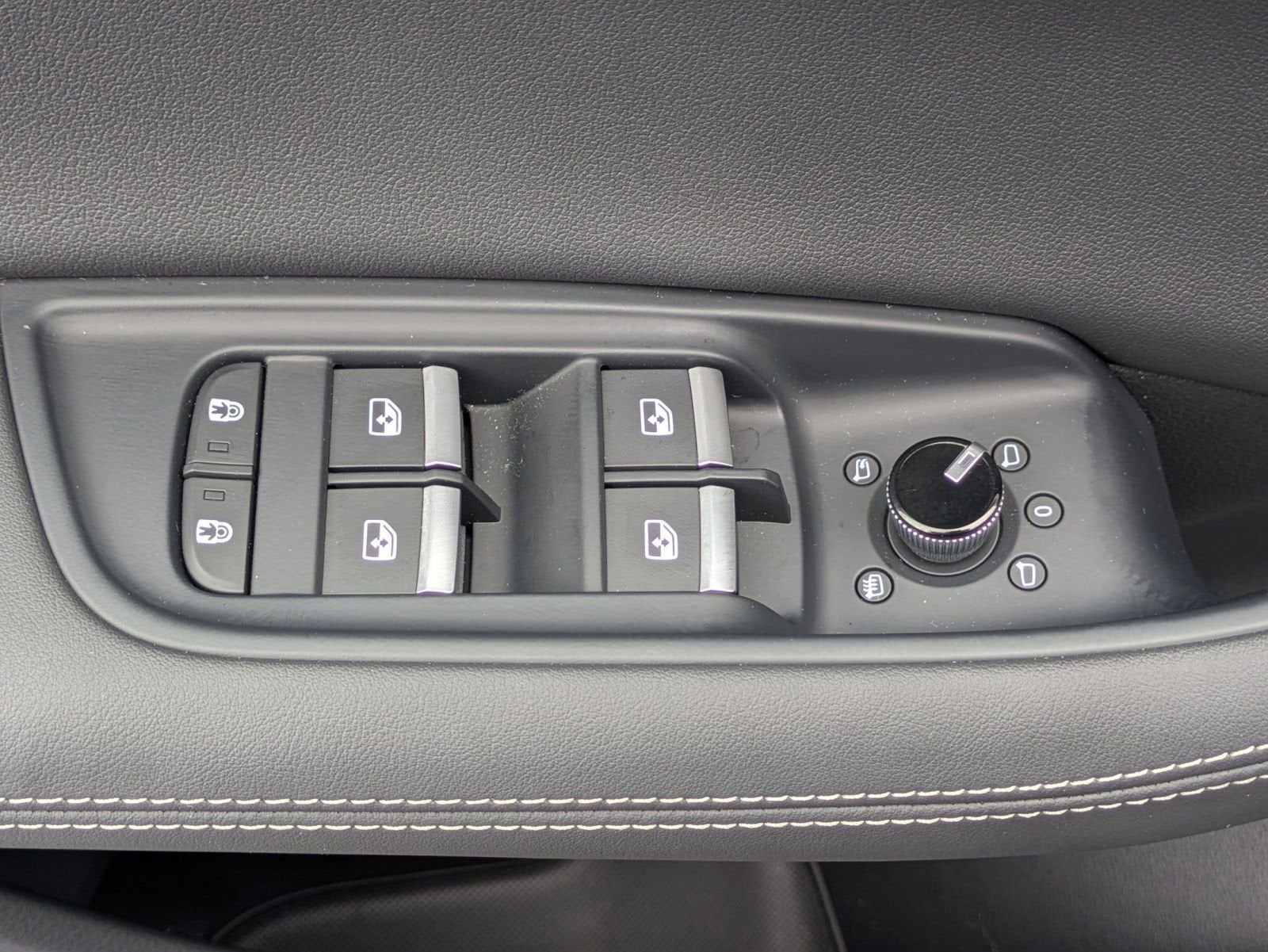 2025 Audi Q8 Prestige