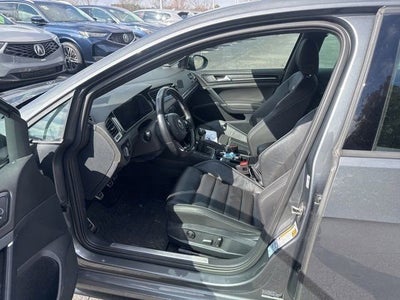 2019 Volkswagen Golf R DCC & Navigation 4Motion