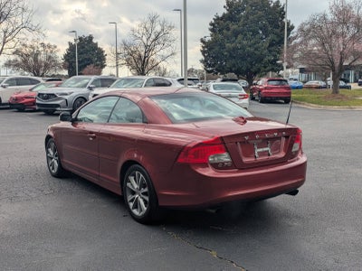2011 Volvo C70 T5