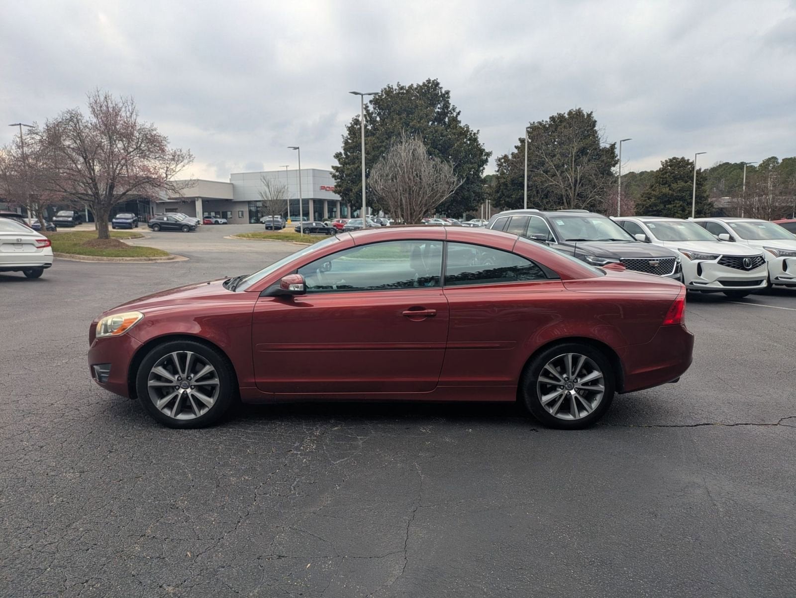 2011 Volvo C70 T5